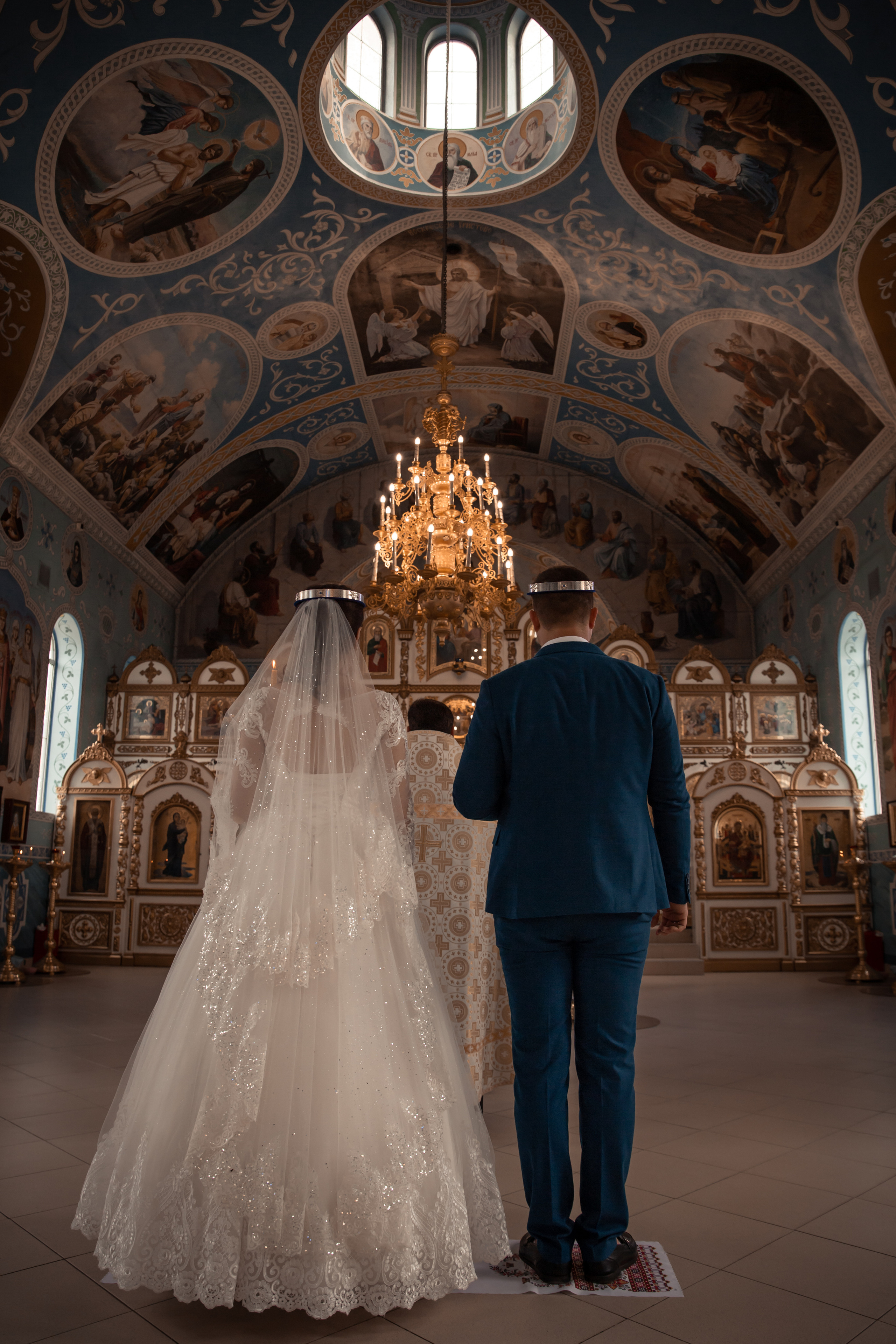 Венчание. Фотограф Любава Колесник. Выпускные альбомы в Крымском районе