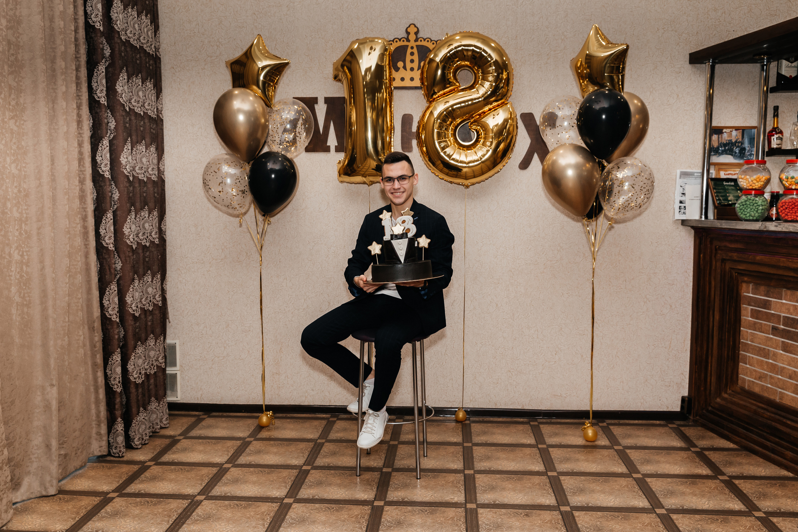 День рождения Владислава 18 лет. Фотограф Любава Колесник. Выпускные альбомы в Крымском районе