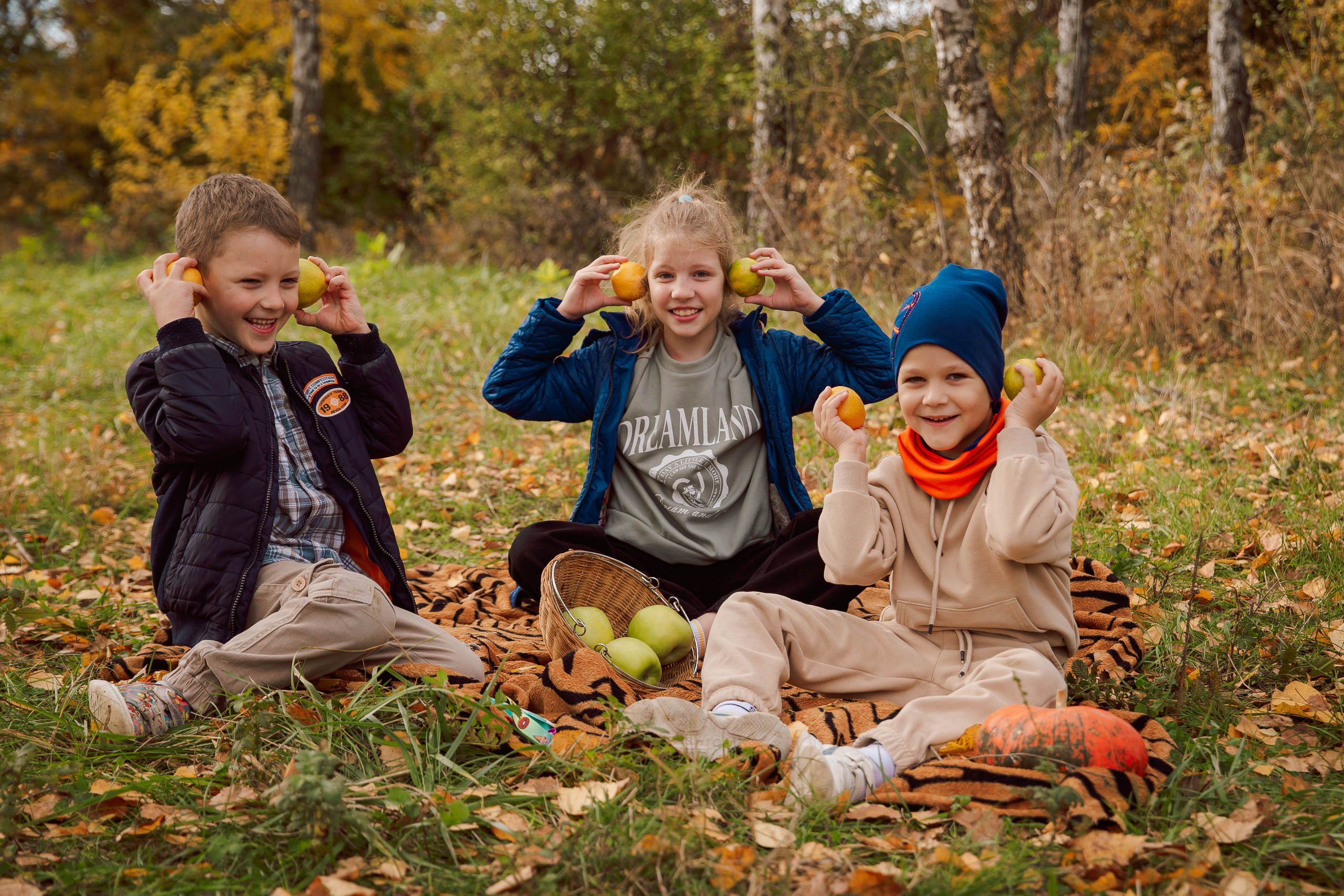 Осенняя прогулка. Фотограф Любава Колесник. Выпускные альбомы в Крымском районе