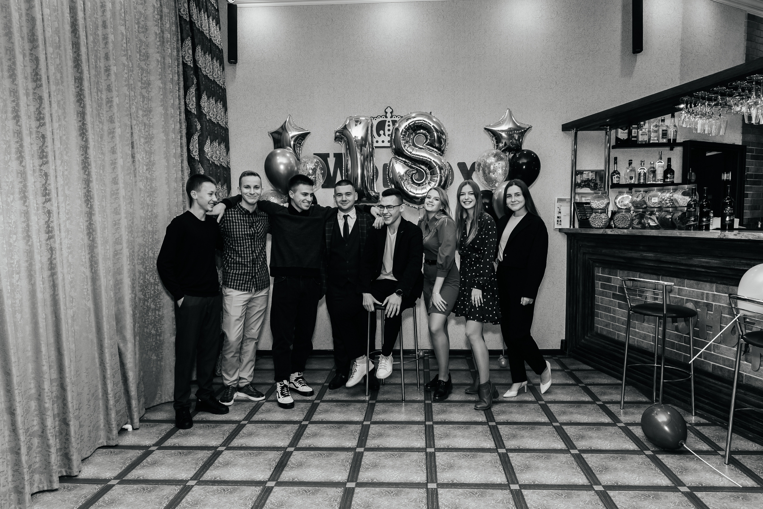 День рождения Владислава 18 лет. Фотограф Любава Колесник. Выпускные альбомы в Крымском районе