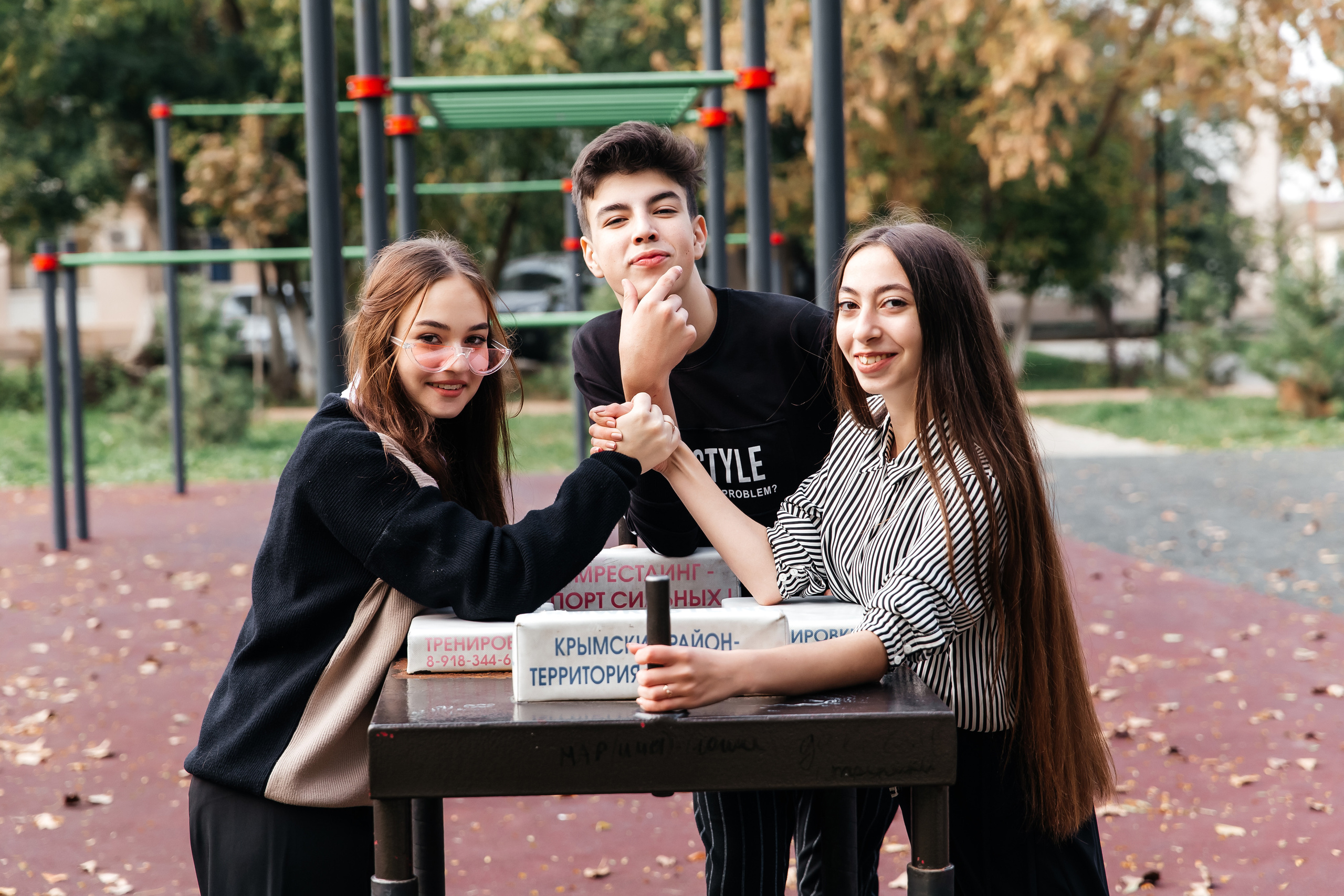 Фотосессия в старших классах Крымск. Фотограф Любава Колесник. Выпускные альбомы в Крымском районе