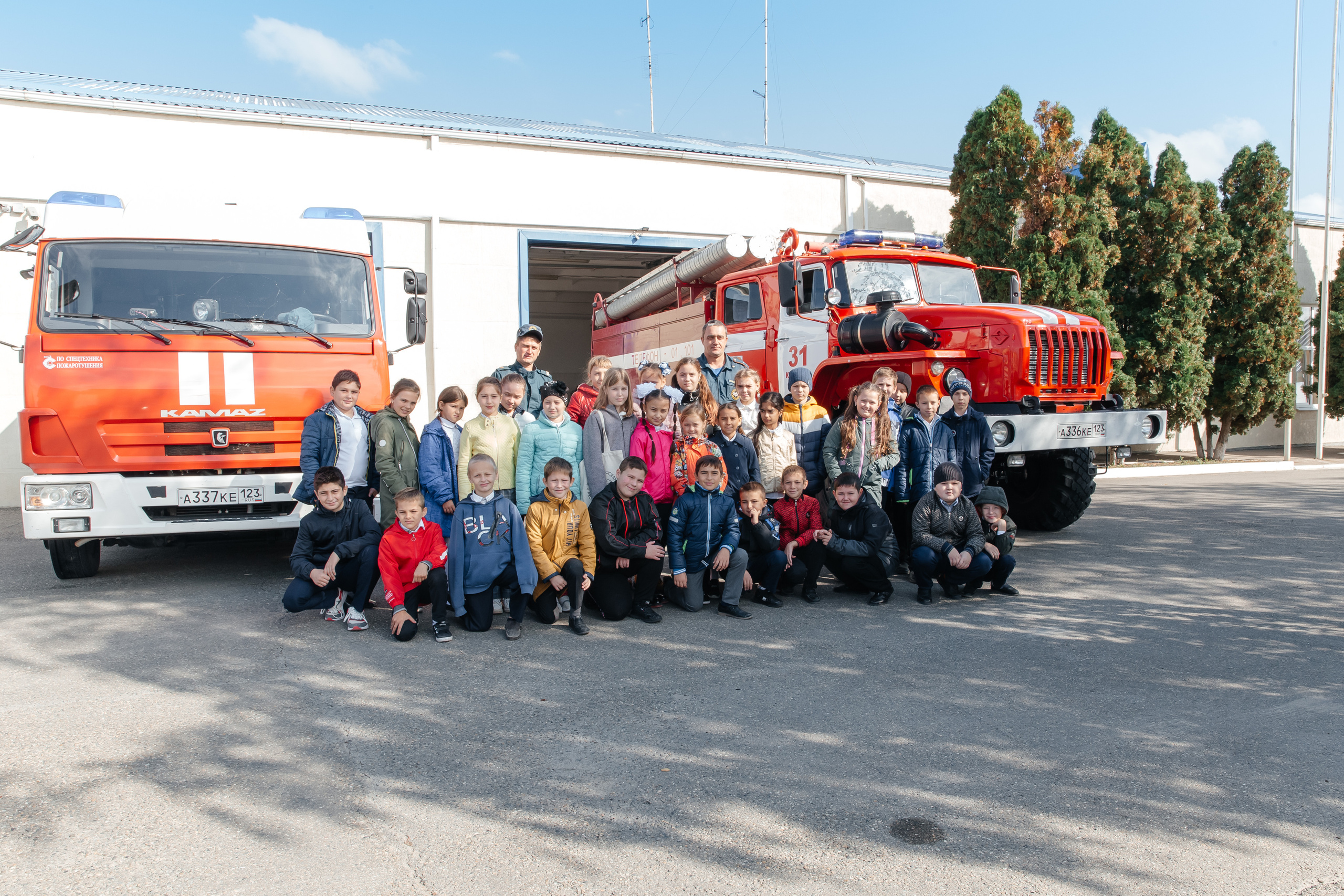 Фотосессия в начальной школе Крымск. Фотограф Любава Колесник. Выпускные альбомы в Крымском районе