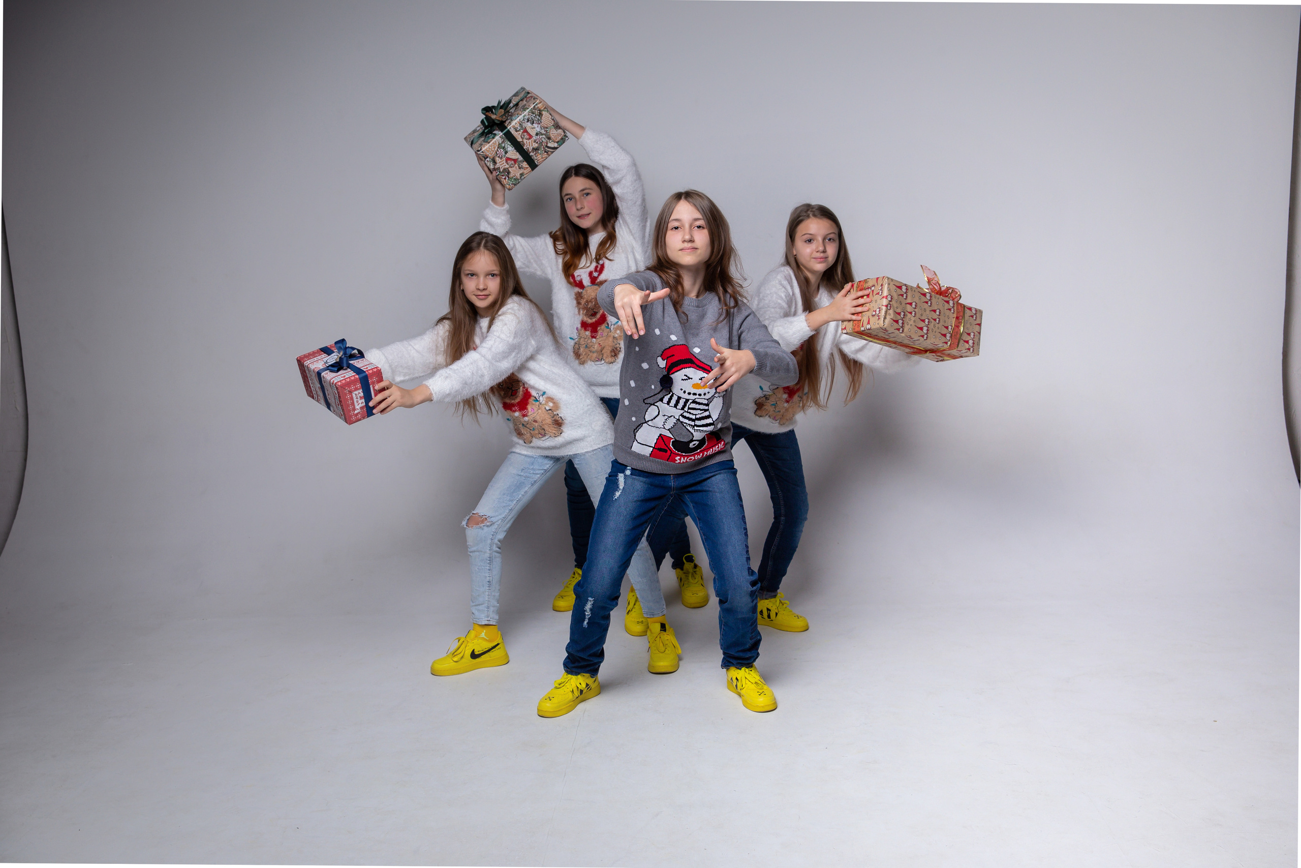 Коллектив «Империя танца». Фотограф Любава Колесник. Выпускные альбомы в Крымском районе