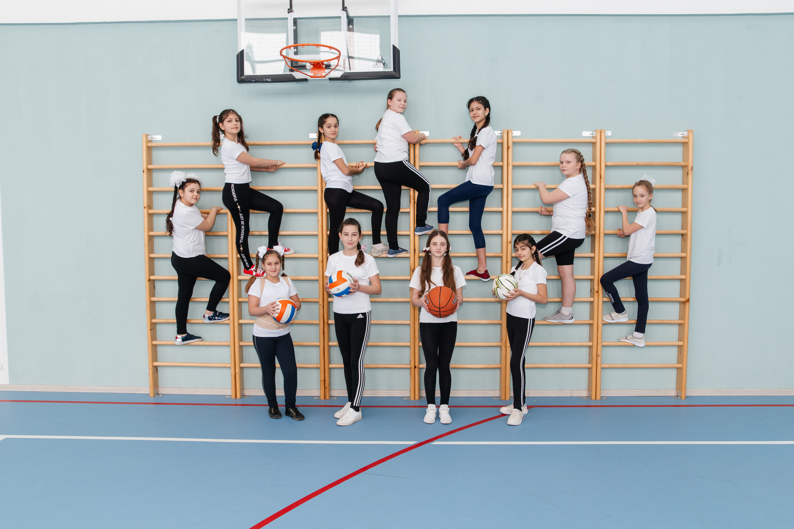 Фотосессия в начальной школе Крымск. Фотограф Любава Колесник. Выпускные альбомы в Крымском районе