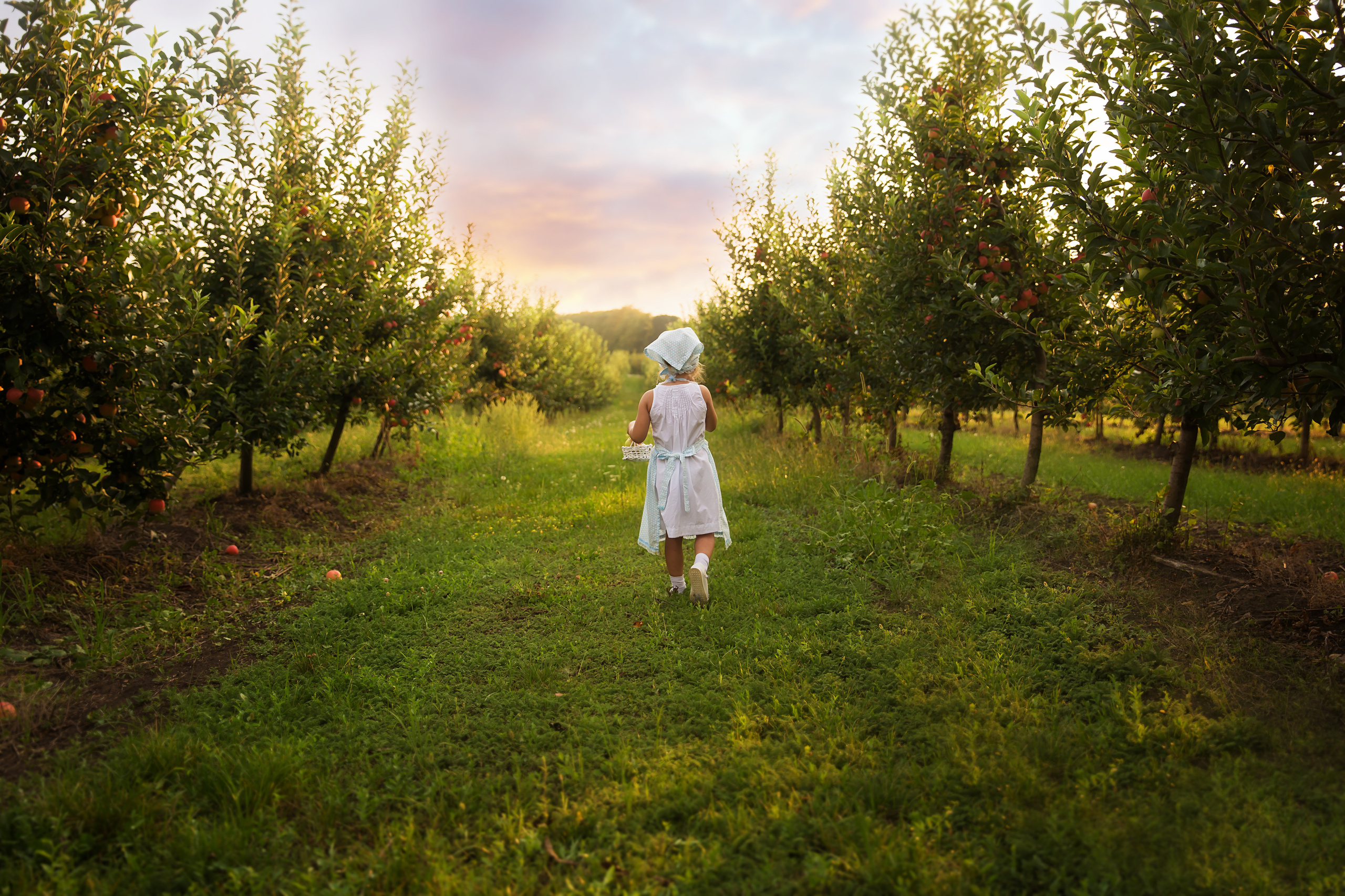 Творческие. Фотограф Любава Колесник. Выпускные альбомы в Крымском районе