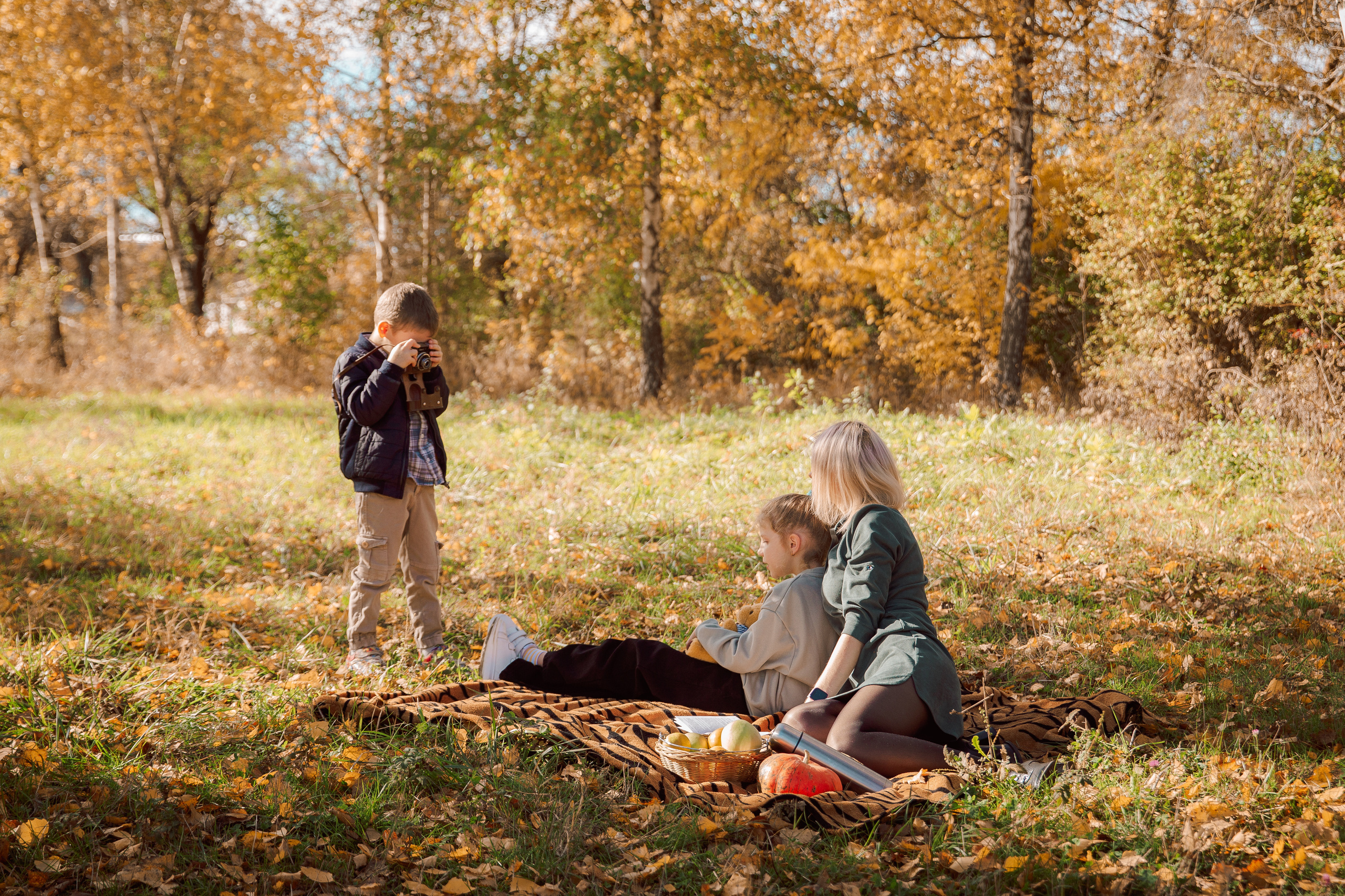Осенняя прогулка. Фотограф Любава Колесник. Выпускные альбомы в Крымском районе