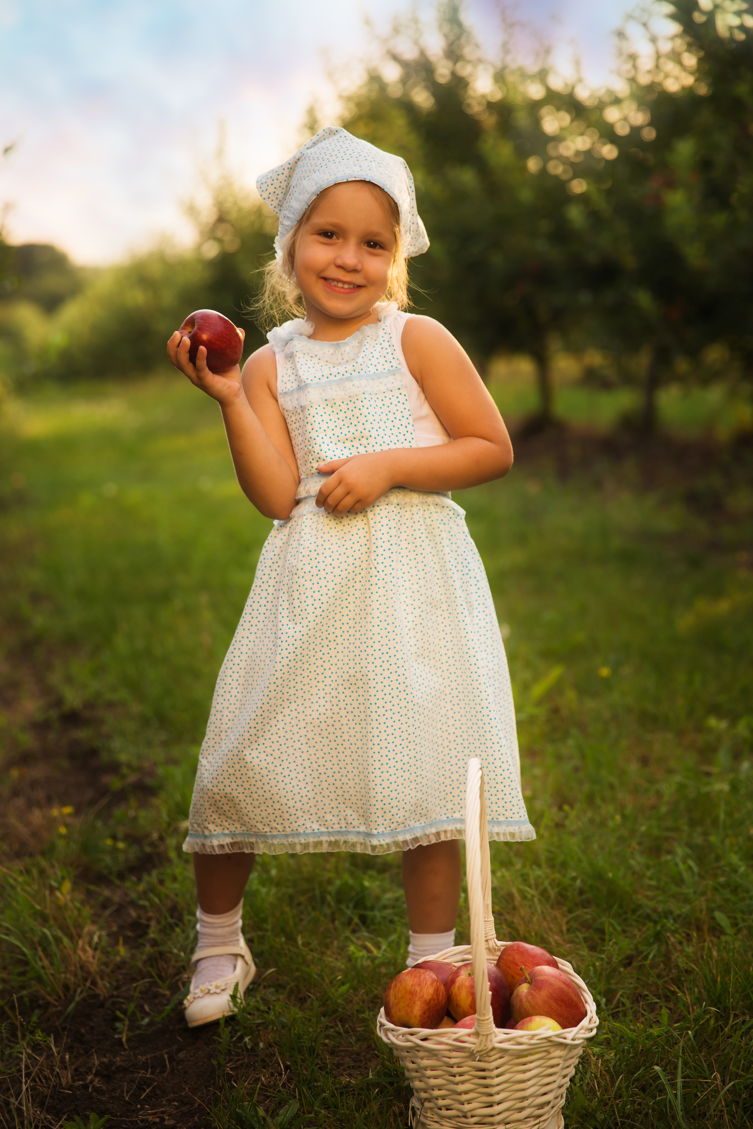 Творческие. Фотограф Любава Колесник. Выпускные альбомы в Крымском районе