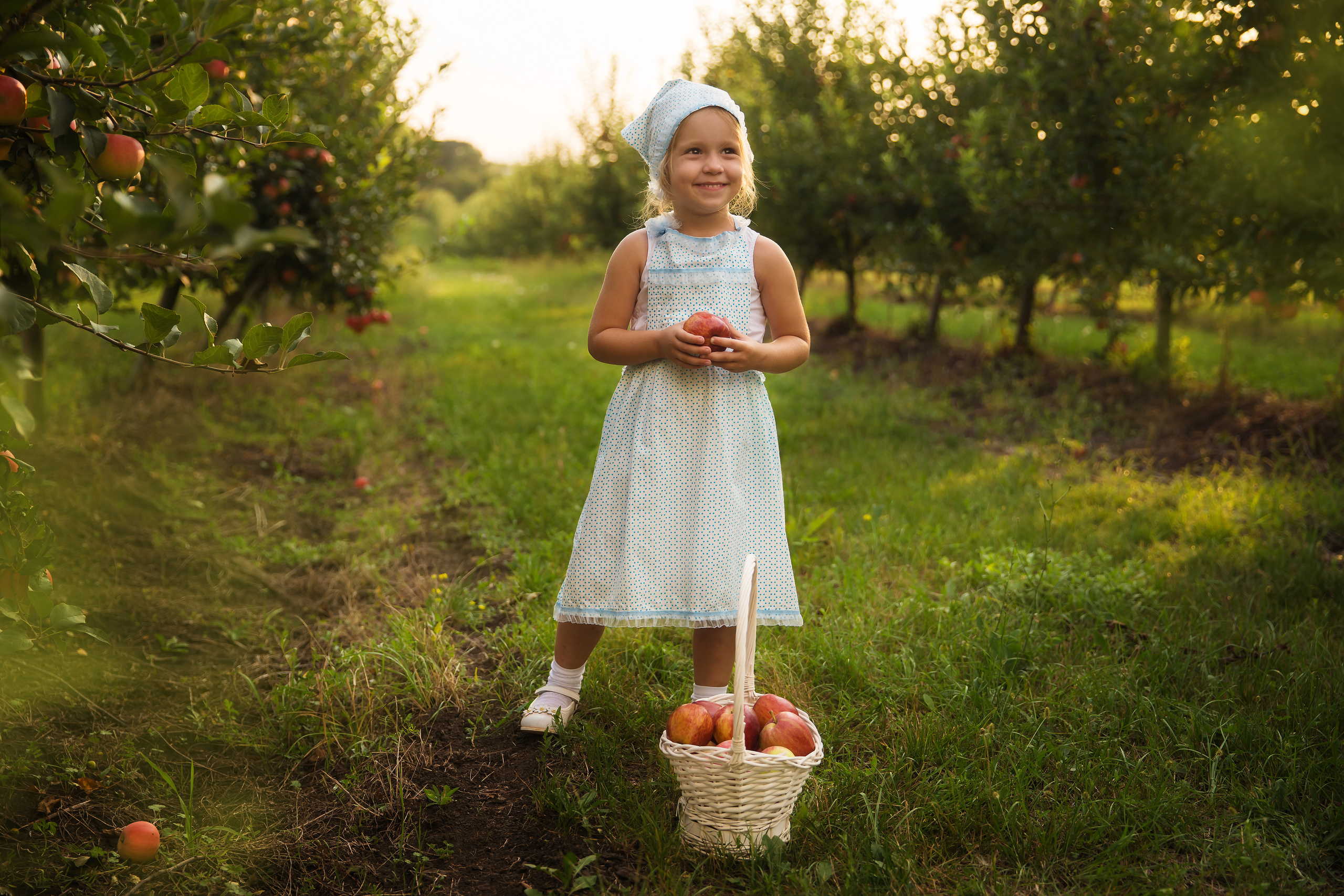 Творческие. Фотограф Любава Колесник. Выпускные альбомы в Крымском районе