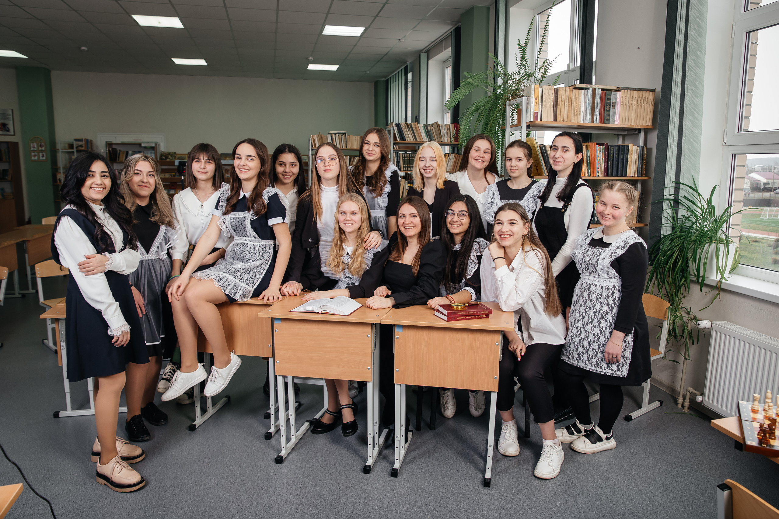 Фотосессия в старших классах Крымск. Фотограф Любава Колесник. Выпускные альбомы в Крымском районе