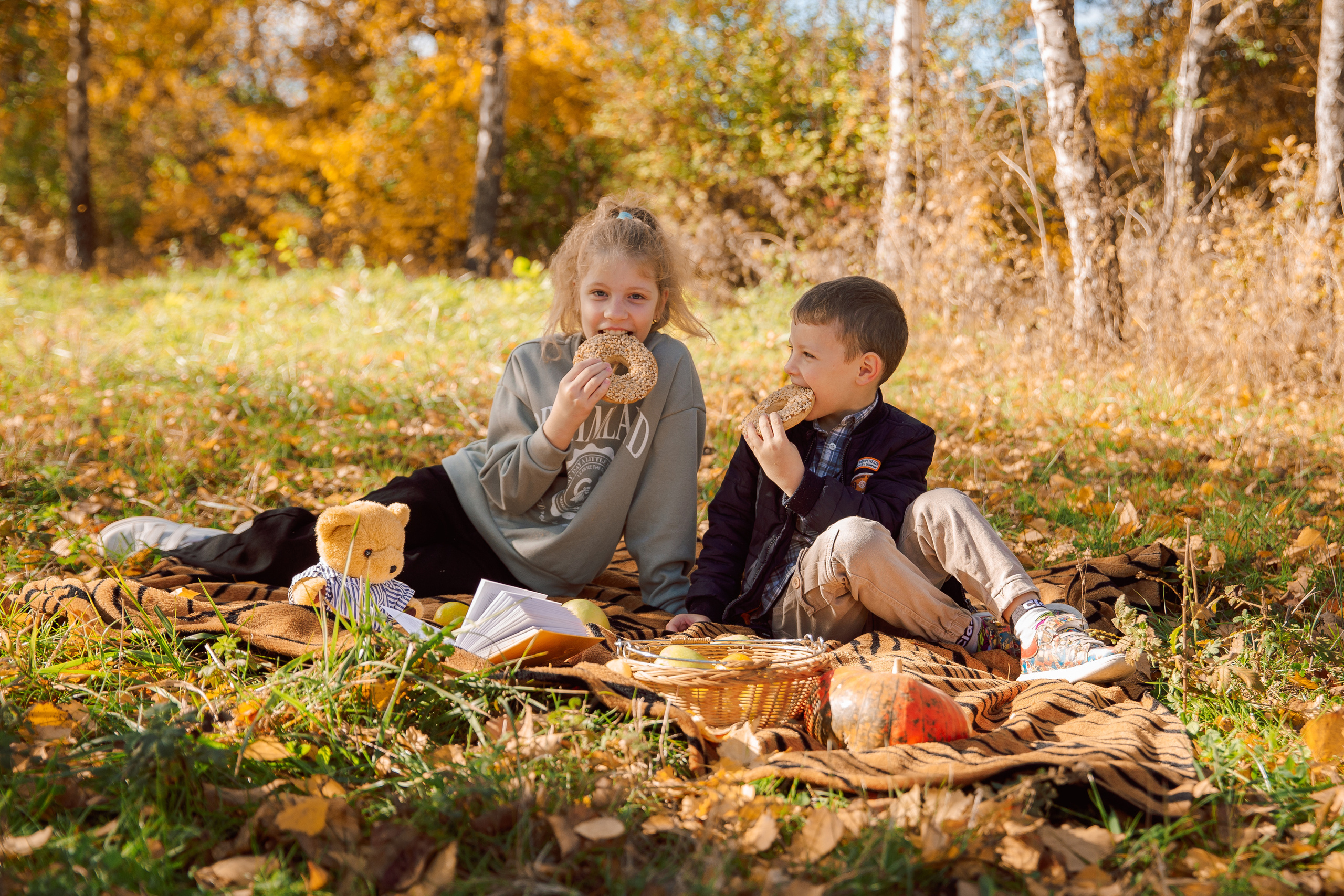 Осенняя прогулка. Фотограф Любава Колесник. Выпускные альбомы в Крымском районе