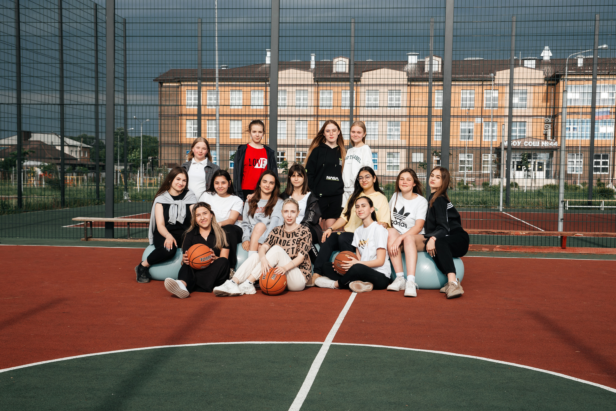 Фотосессия в старших классах Крымск. Фотограф Любава Колесник. Выпускные альбомы в Крымском районе