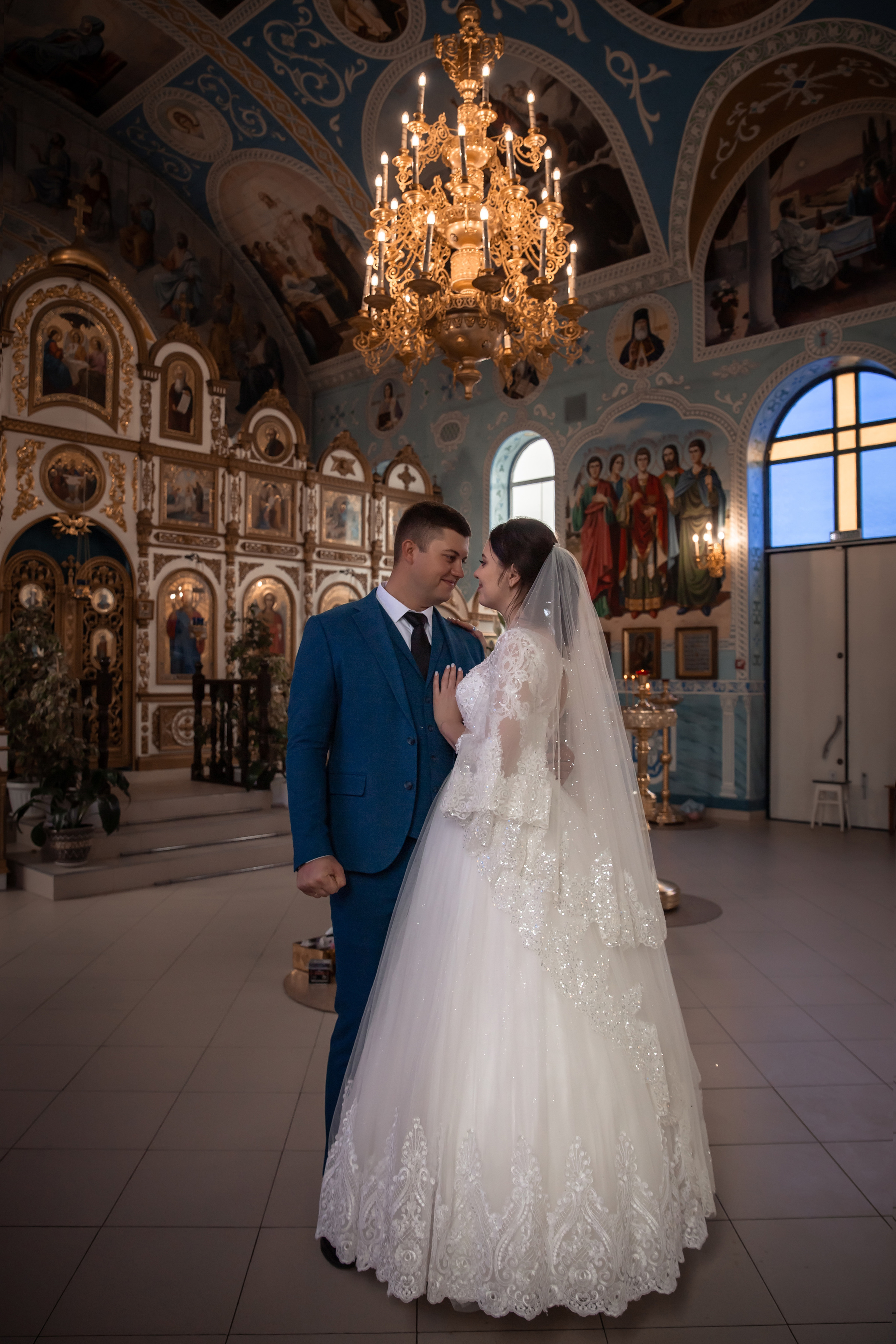 Венчание. Фотограф Любава Колесник. Выпускные альбомы в Крымском районе