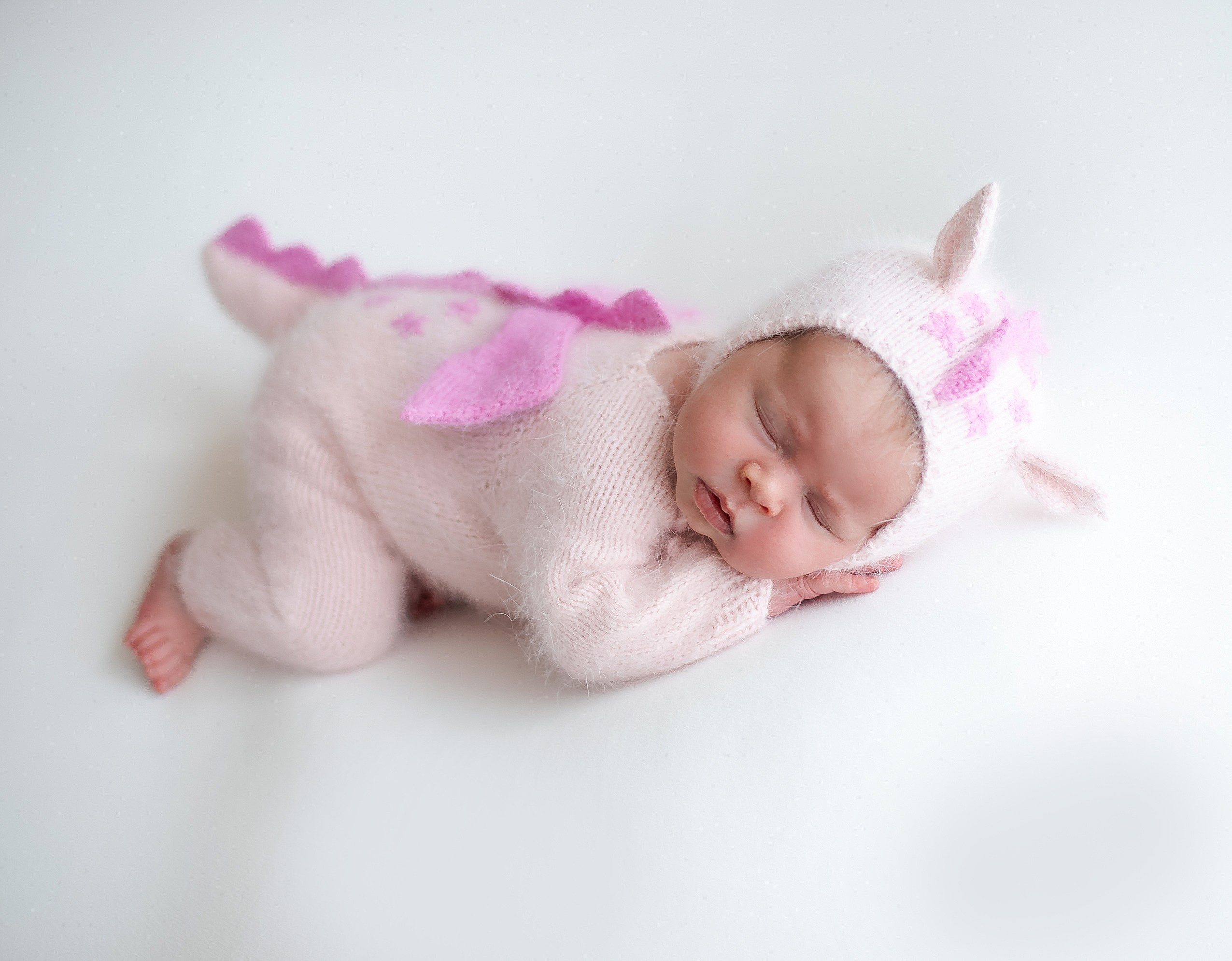 Newborn девочки. Главная