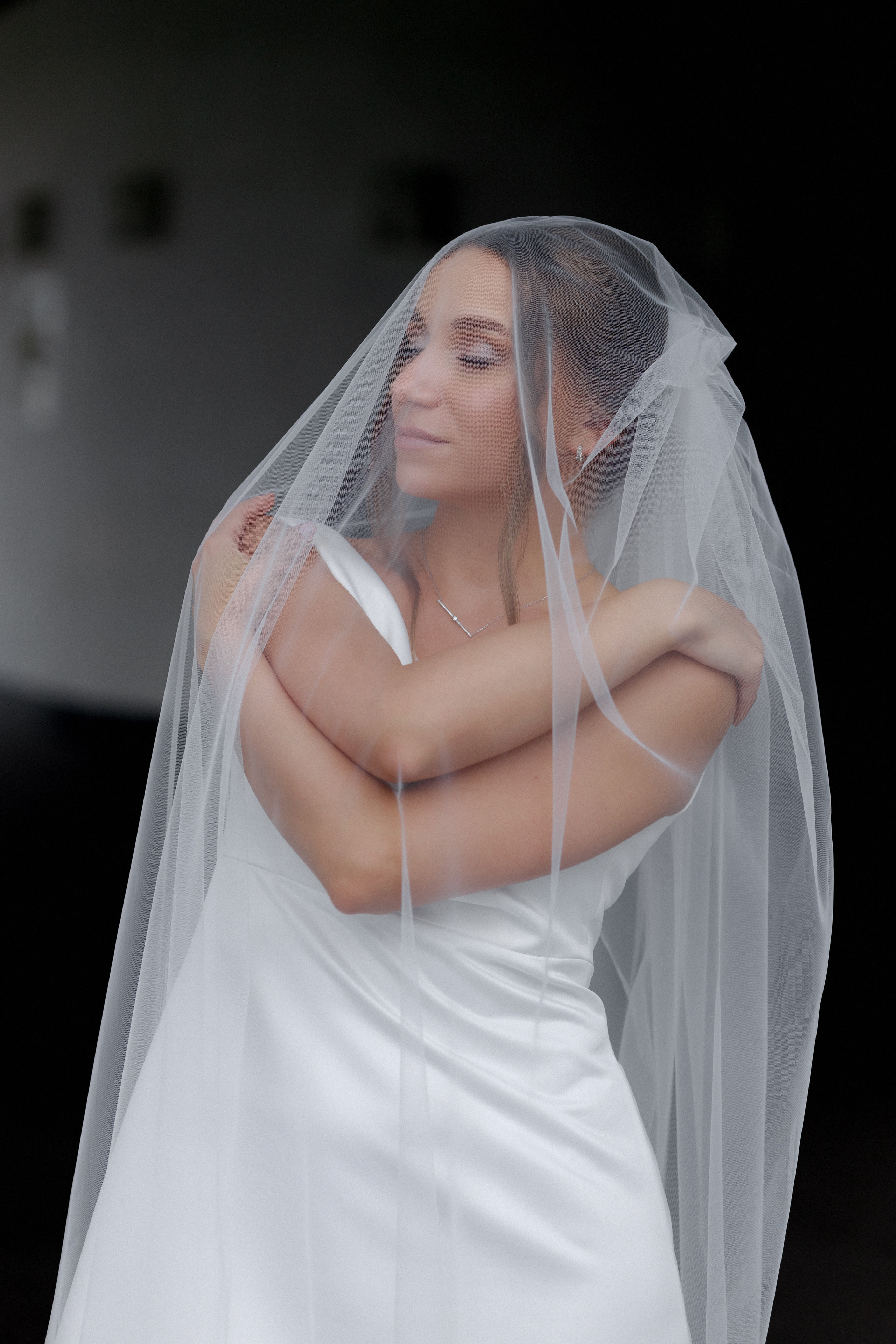 Софья и Андрей. Роспись в Суздале и фотосессия на кабриолете. Свадебный фотограф Аня Милграм