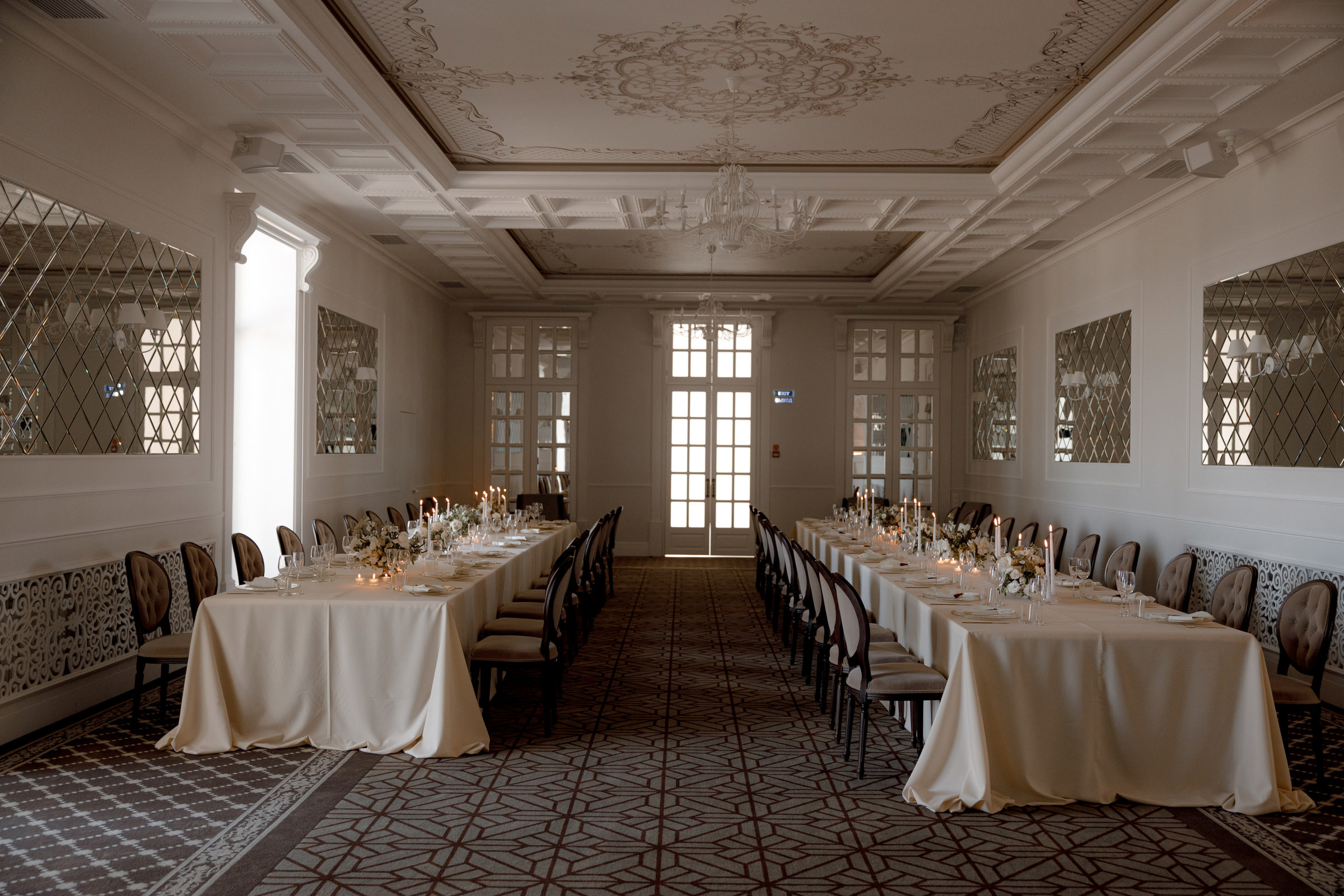 Лера и Сергей. Свадебный ужин при свечах. Свадебный фотограф Аня Милграм