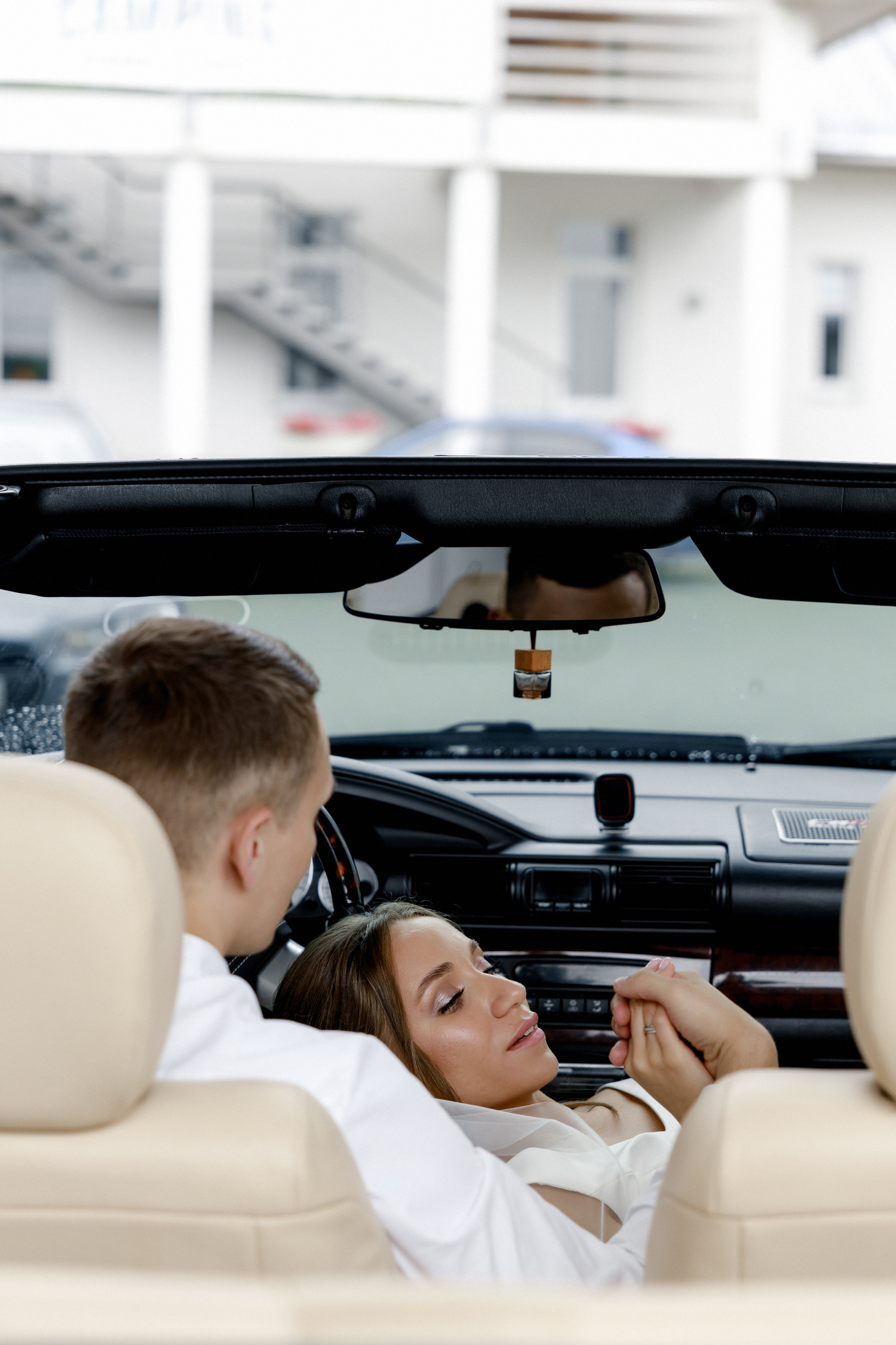 свадебная фотосессия в кабриолете