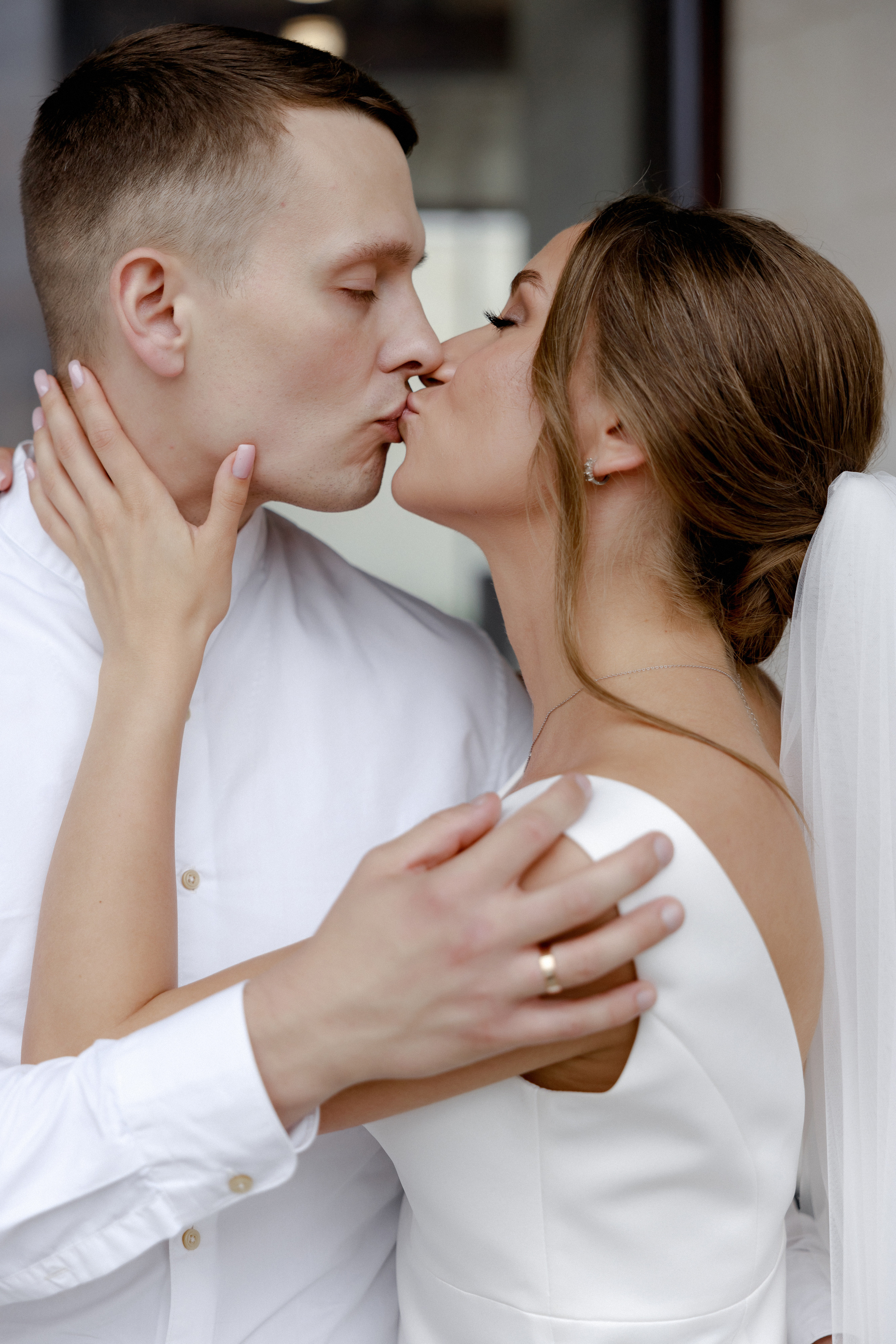 Софья и Андрей. Роспись в Суздале и фотосессия на кабриолете. Свадебный фотограф Аня Милграм