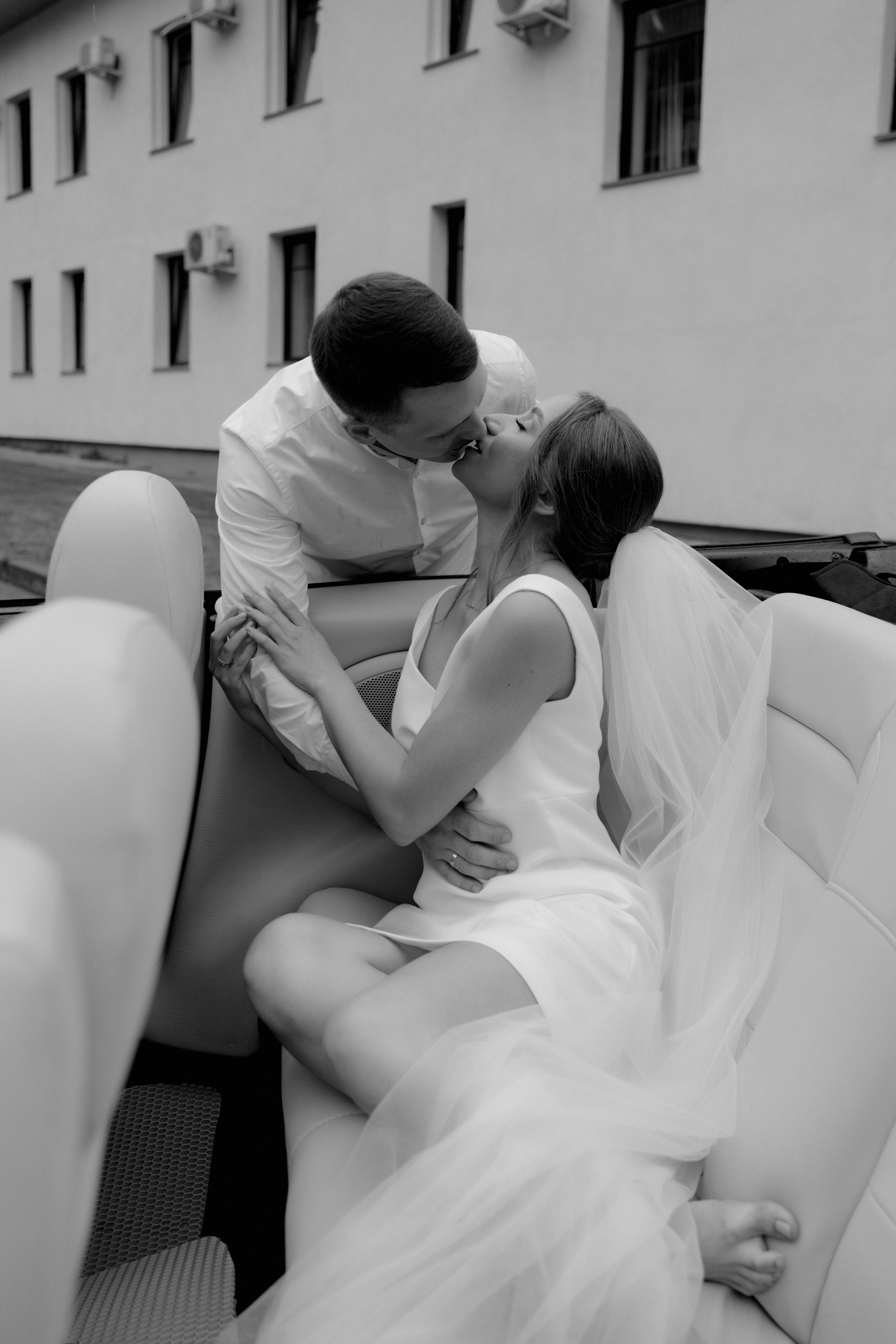 свадебная фотосессия в кабриолете