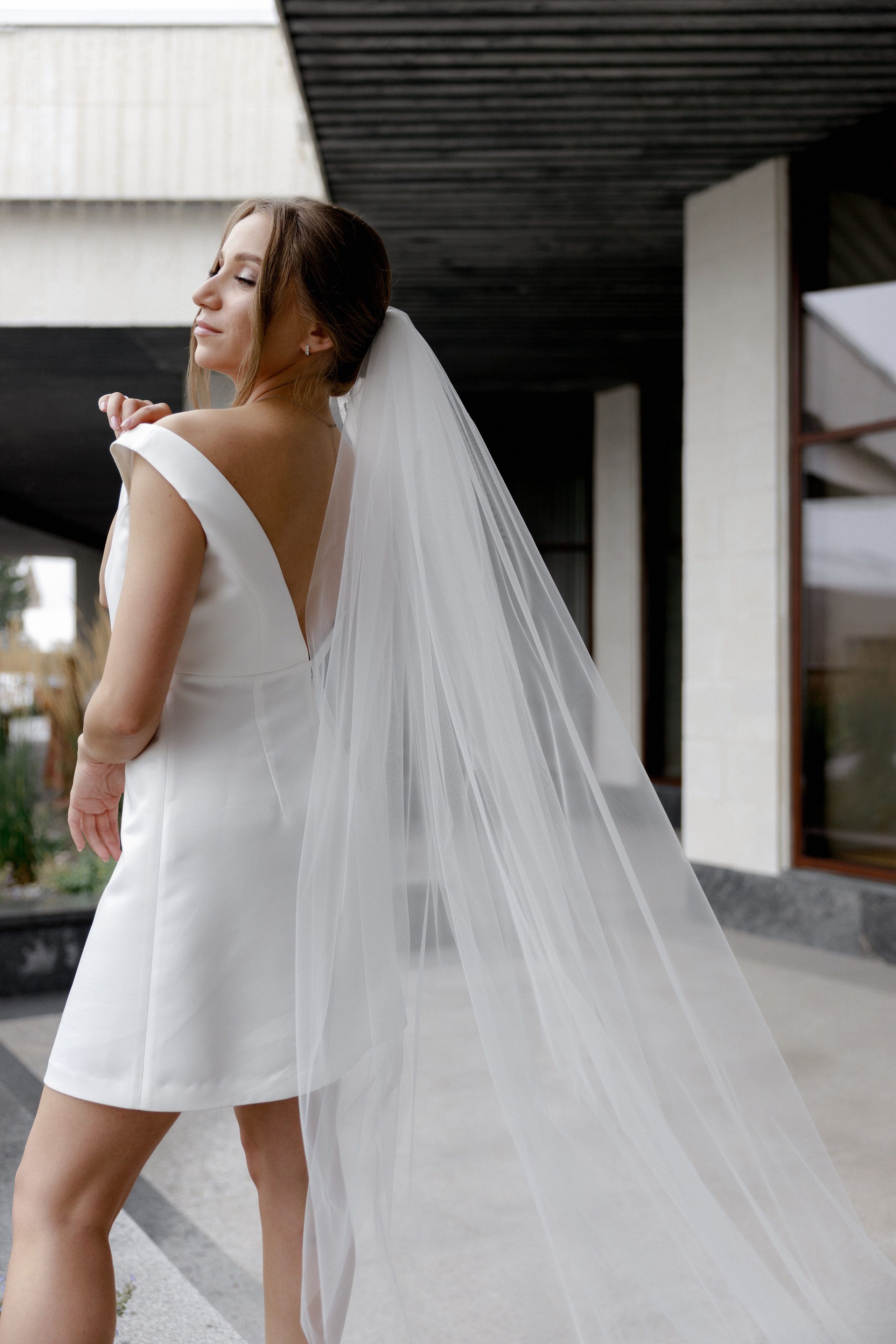 Софья и Андрей. Роспись в Суздале и фотосессия на кабриолете. Свадебный фотограф Аня Милграм