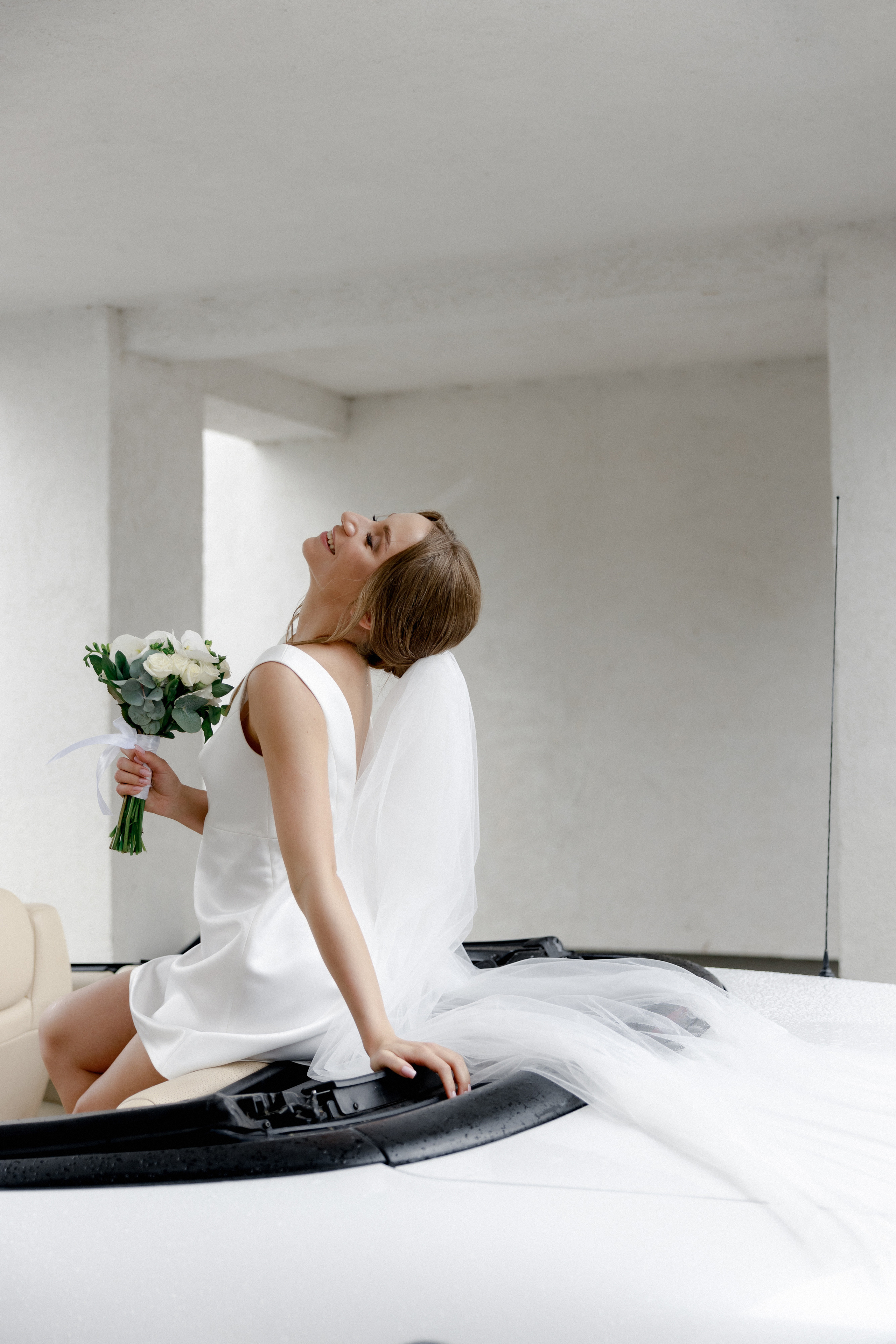 свадебная фотосессия в кабриолете