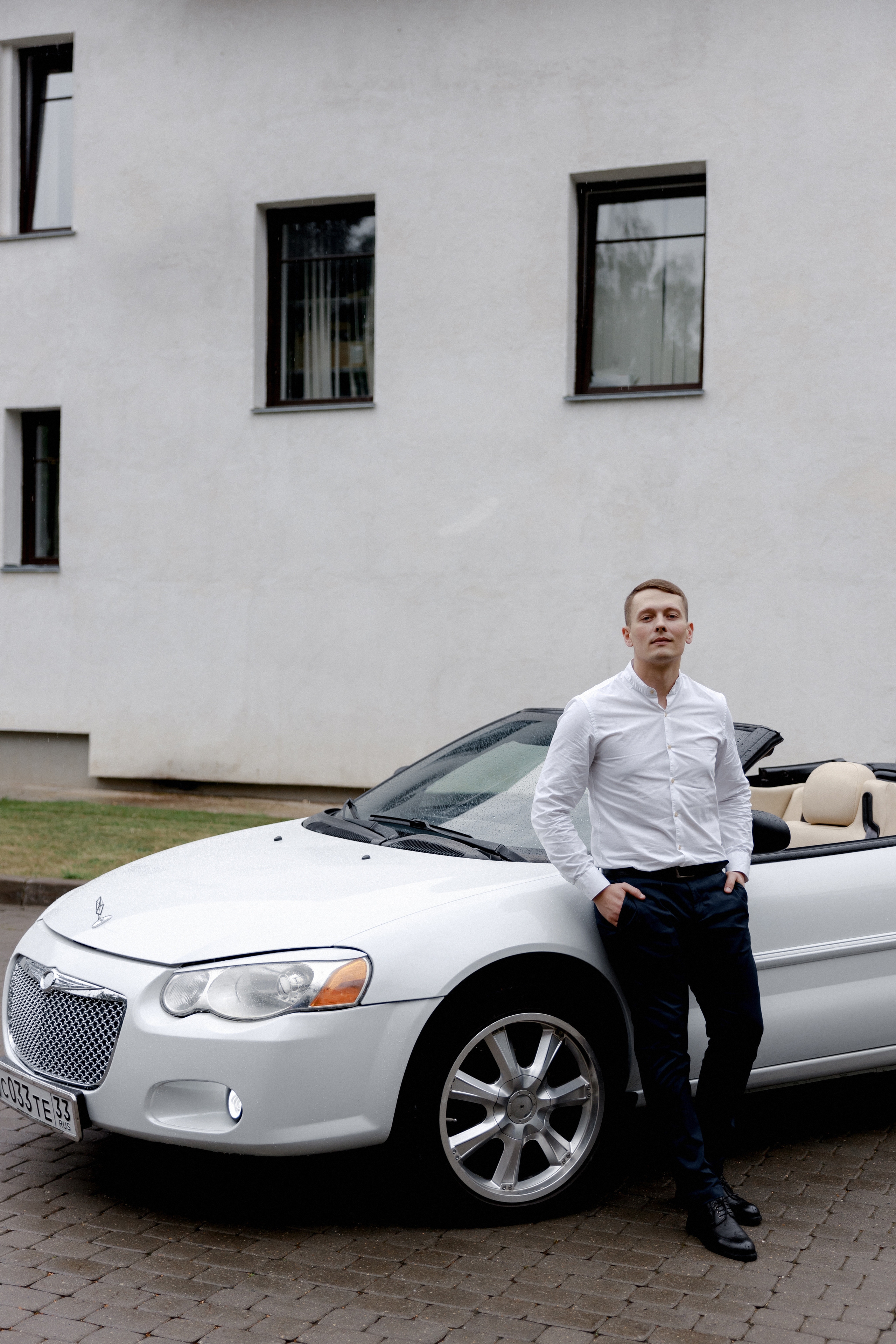 Софья и Андрей. Роспись в Суздале и фотосессия на кабриолете. Свадебный фотограф Аня Милграм