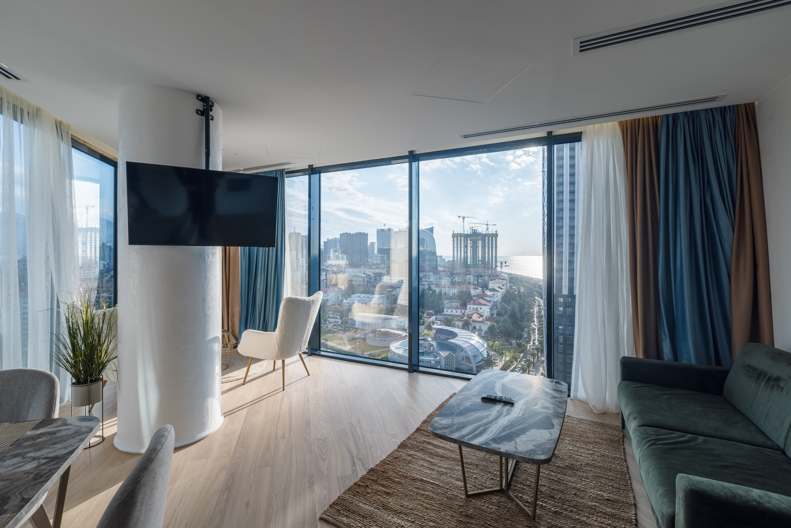 BELLEVUE RESIDENCE by HILTON. Режиссёр, клипмейкер, фотограф — Андрей Охота