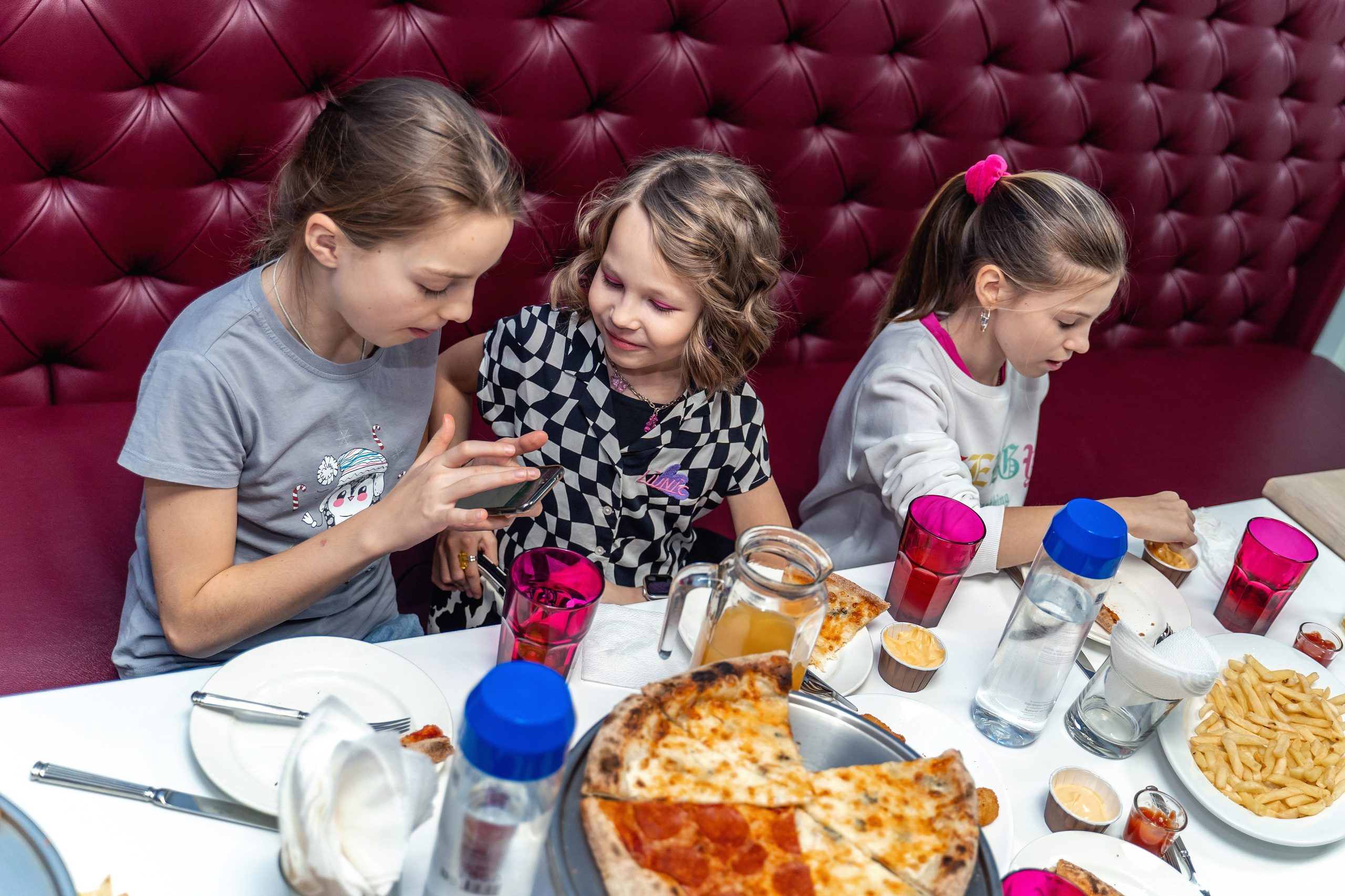 Фотограф на детский день рождения Москва. Фотограф \ Видеограф на Крещение, Венчание Москва| Семейные съемки