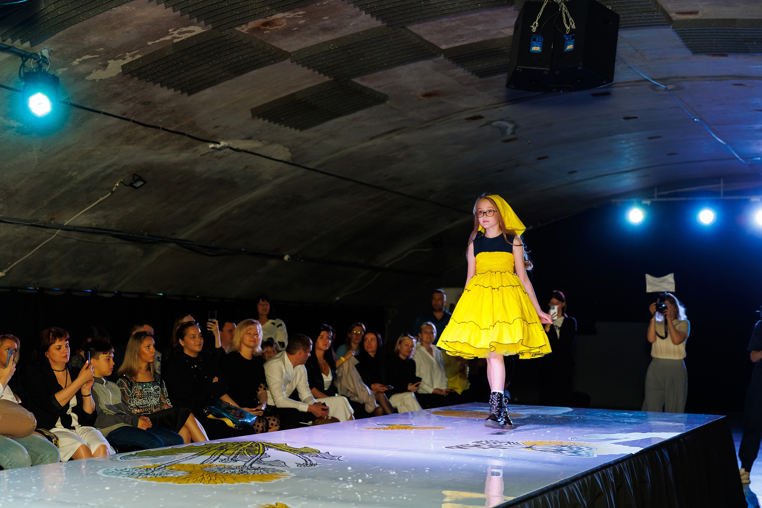 Показ Надежды Шибиной от журнала «Жираf». Фотограф Новосибирск — Наталья Гресь