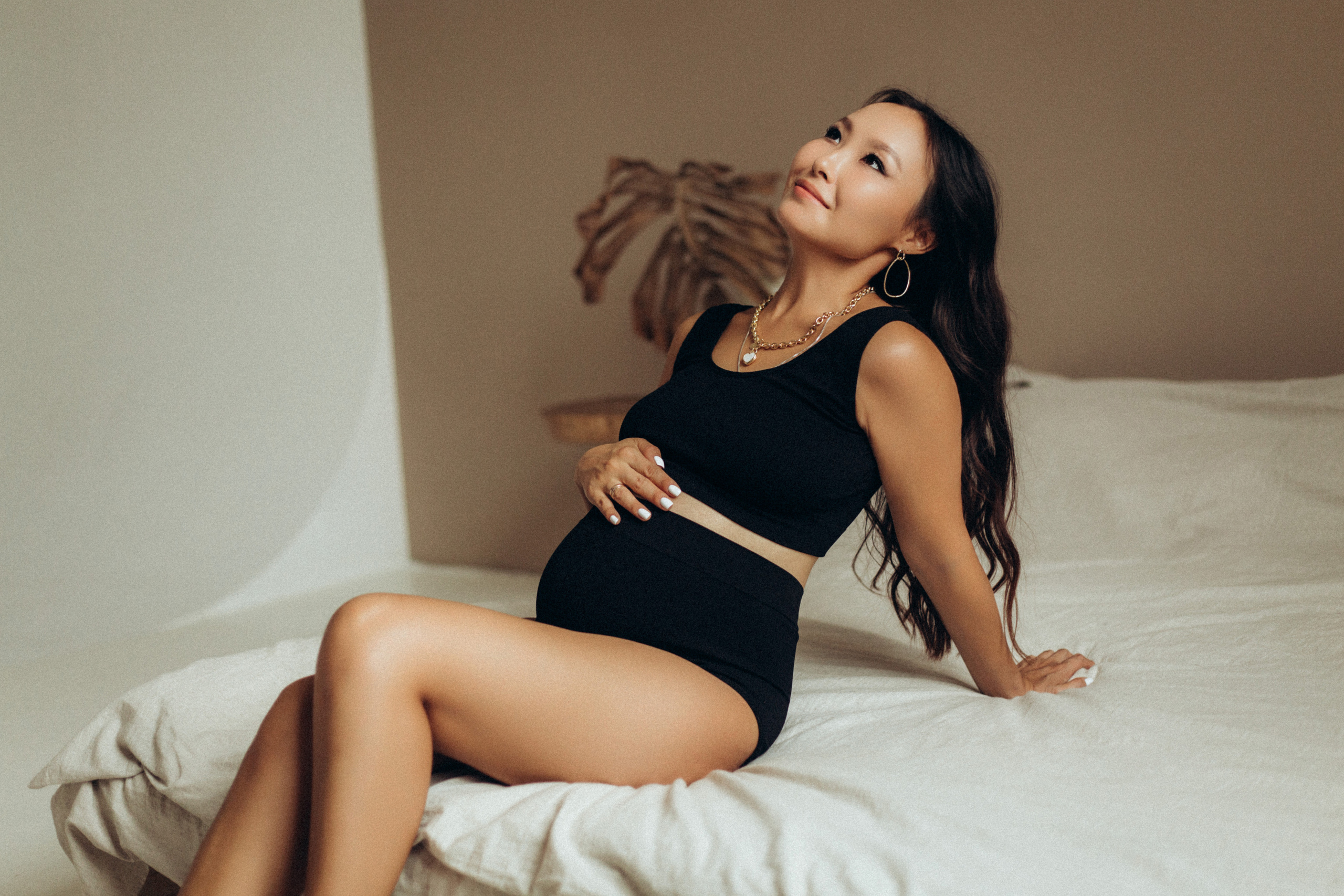 Беременность в студии. Фотограф новорожденных Серпухов, Протвино, Москва I Марина Бурмистрова