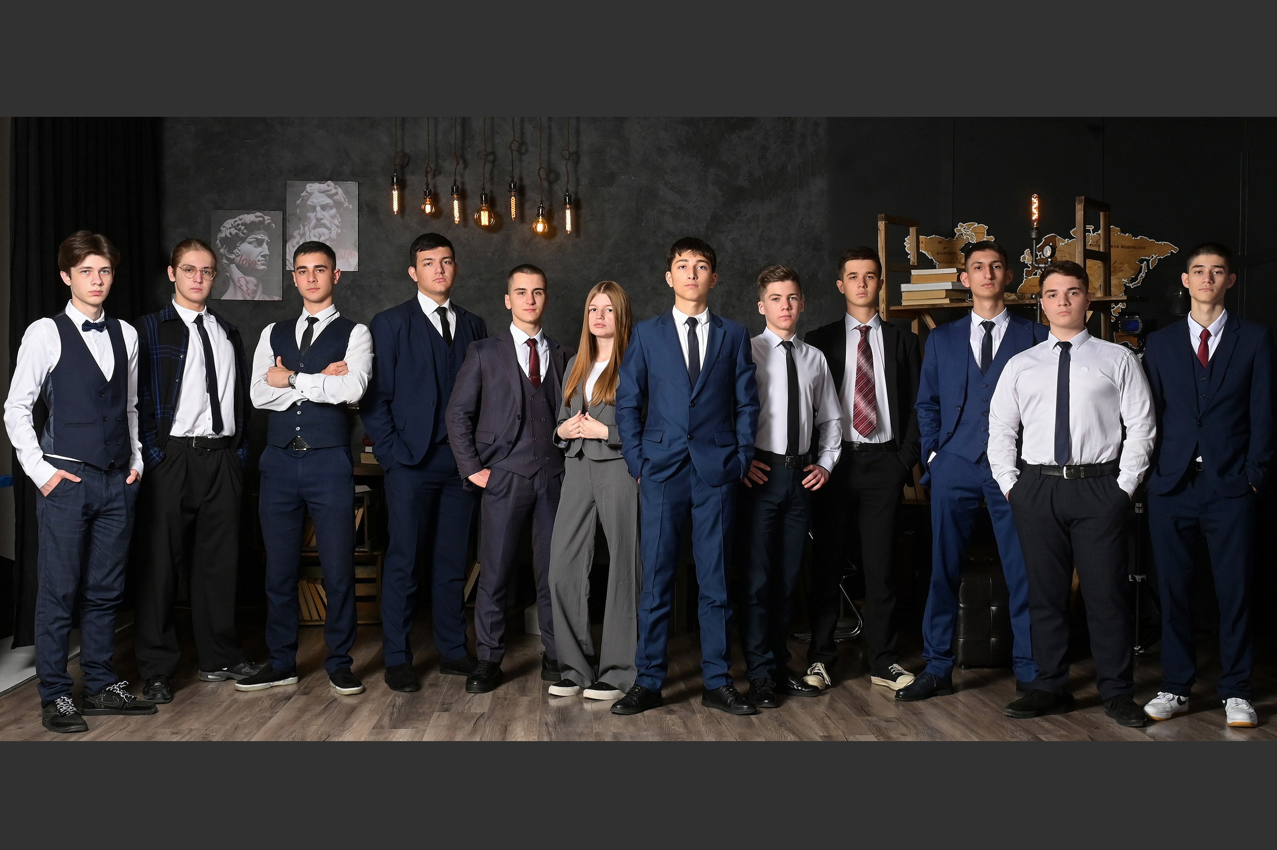 Галерея фотографий. Первая школьная фотостудия Zoom-Zoom в городе Владикавказ