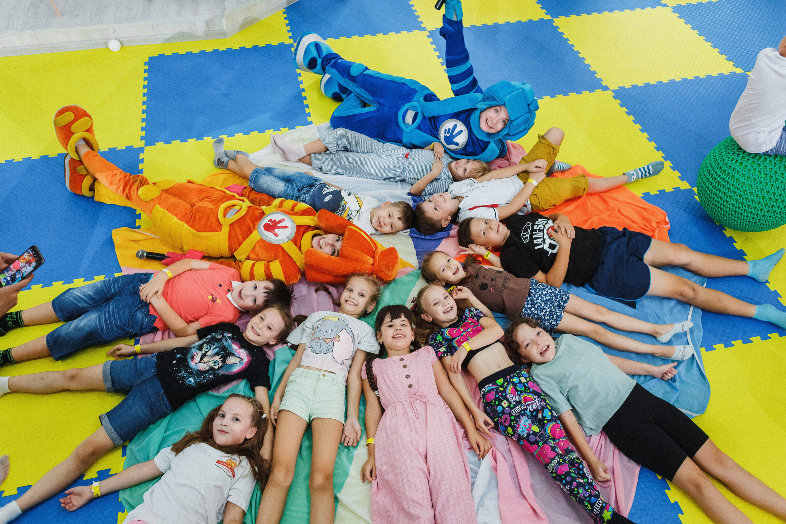 Волшебные моменты: детский праздник в игровой Клумба, Таганрог. Свадебный и семейный фотограф в Таганроге Бакарюк Антон