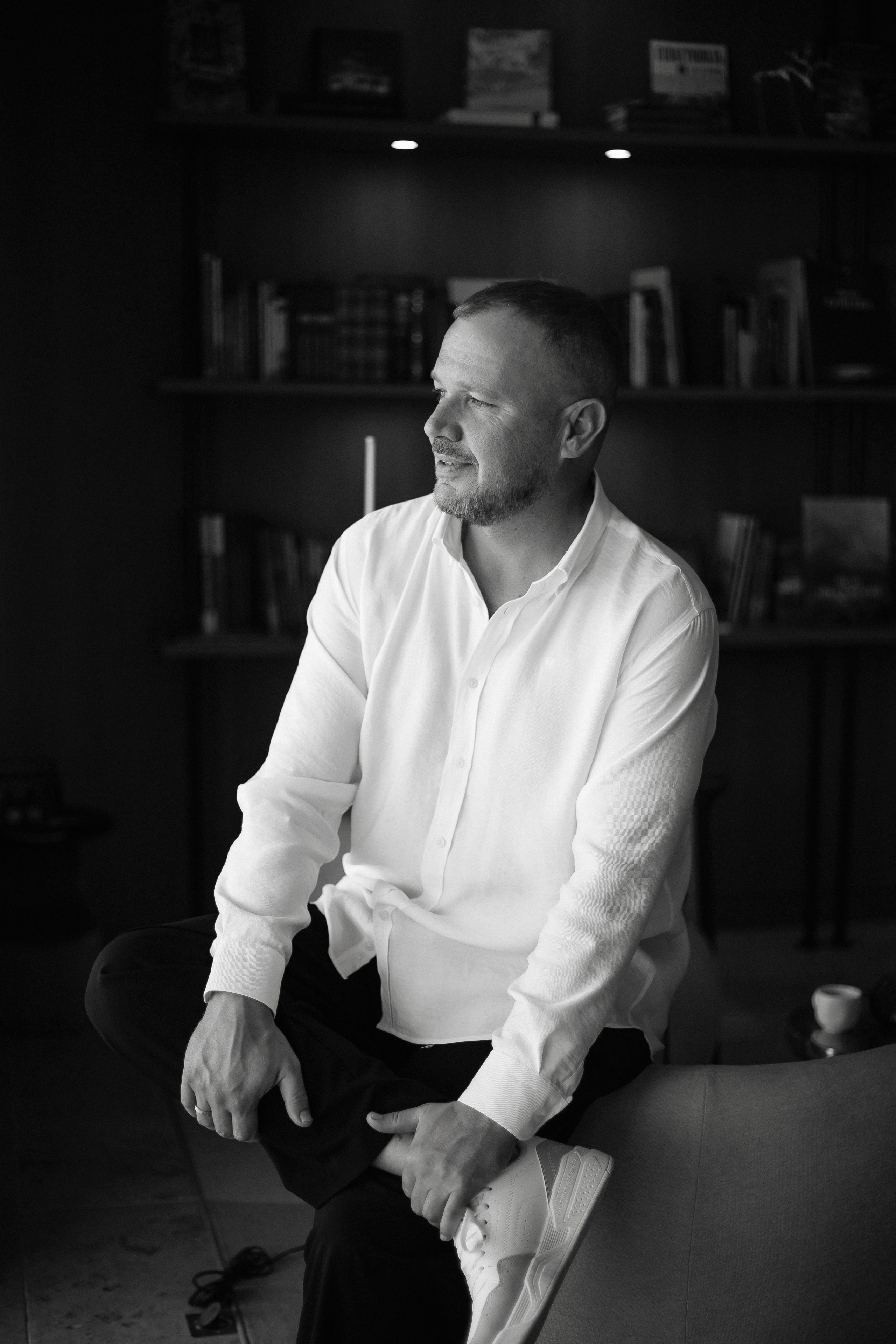 Александр и Гузель. Свадьба для двоих. Винодельня AYA. Фотограф Анна Лейман. Севастополь