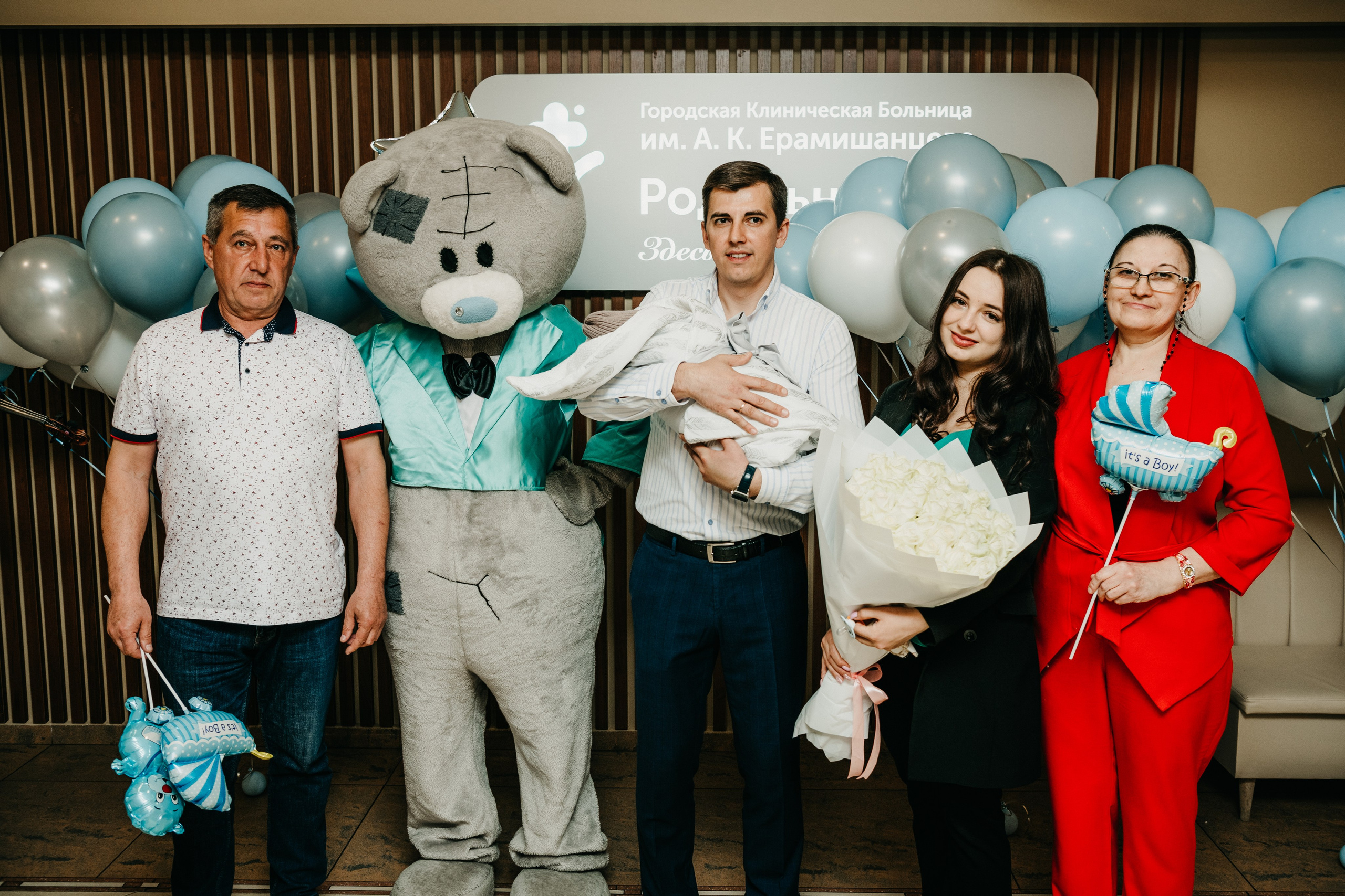Выписка Амира. ГКБ Ерамишанцева. Фотограф на выписку из роддома в Москве и МО
