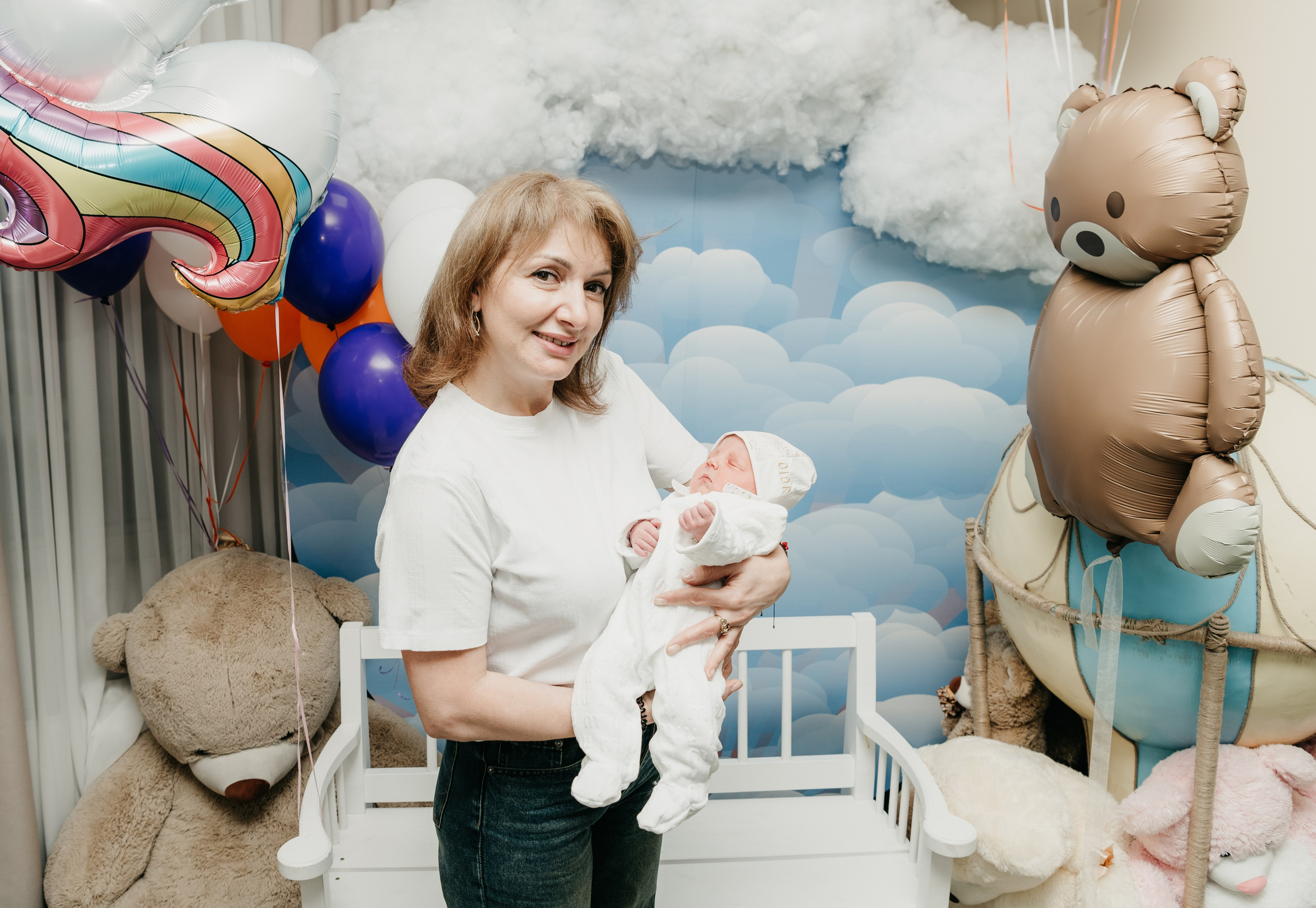Выписка Евы. Мать и дитя на Севастопольском. Фотограф на выписку из роддома в Москве и МО