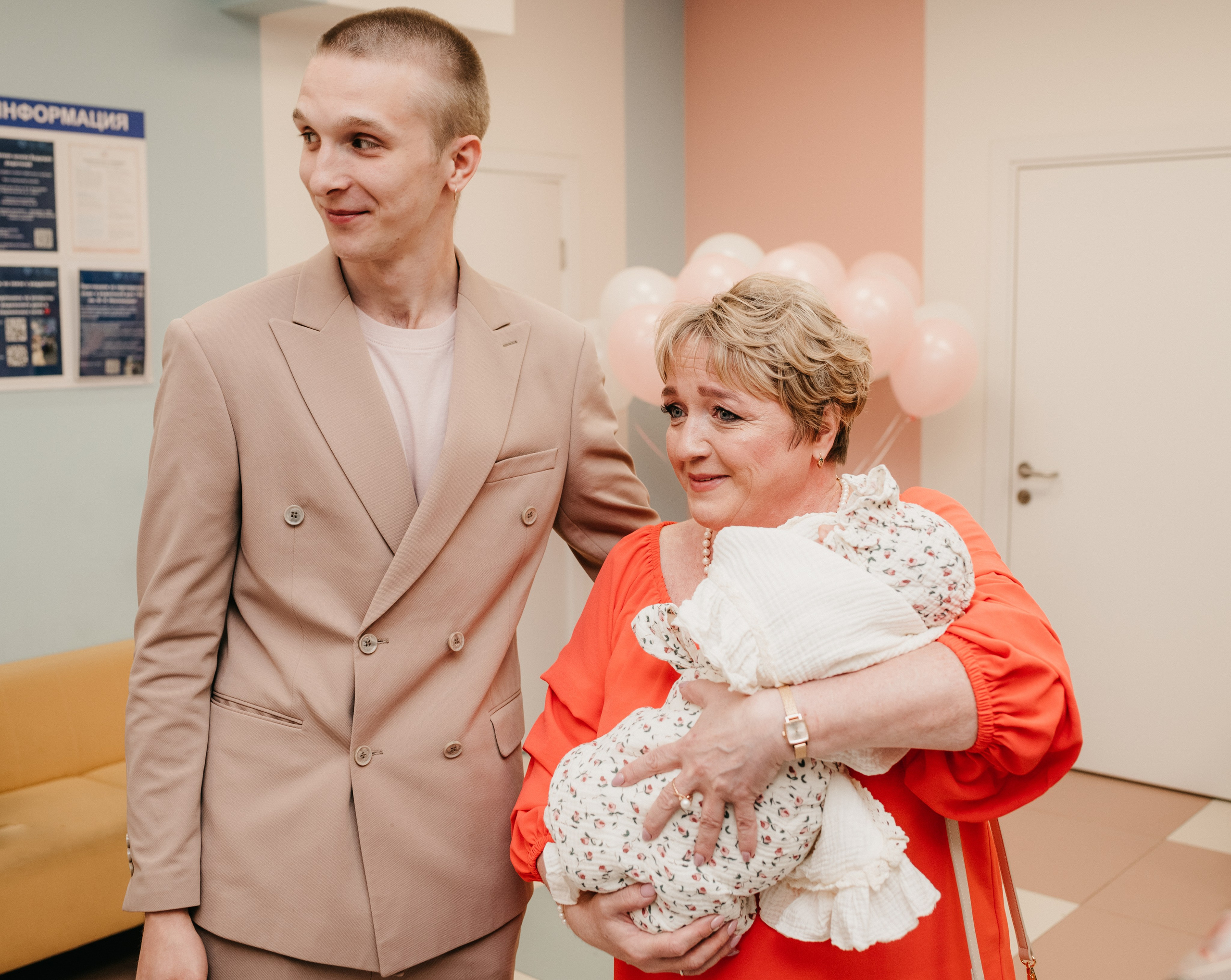 Выписка Авроры. Фотограф на выписку из роддома в Москве и МО