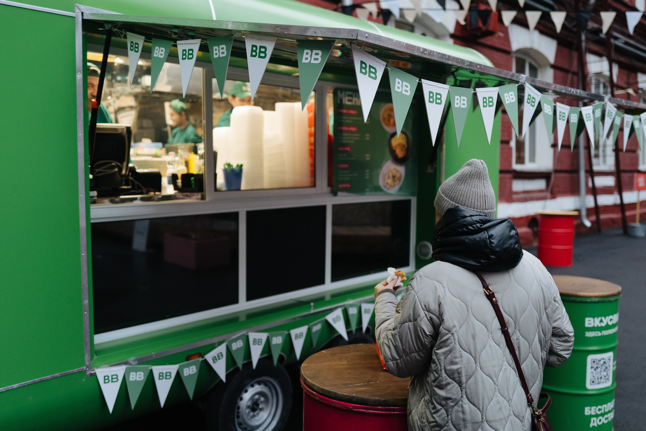 16 ноября 2024 в пространстве «Кристалл» / фото Валерий Белобеев. Фотоотчеты «Ламбада-маркета»