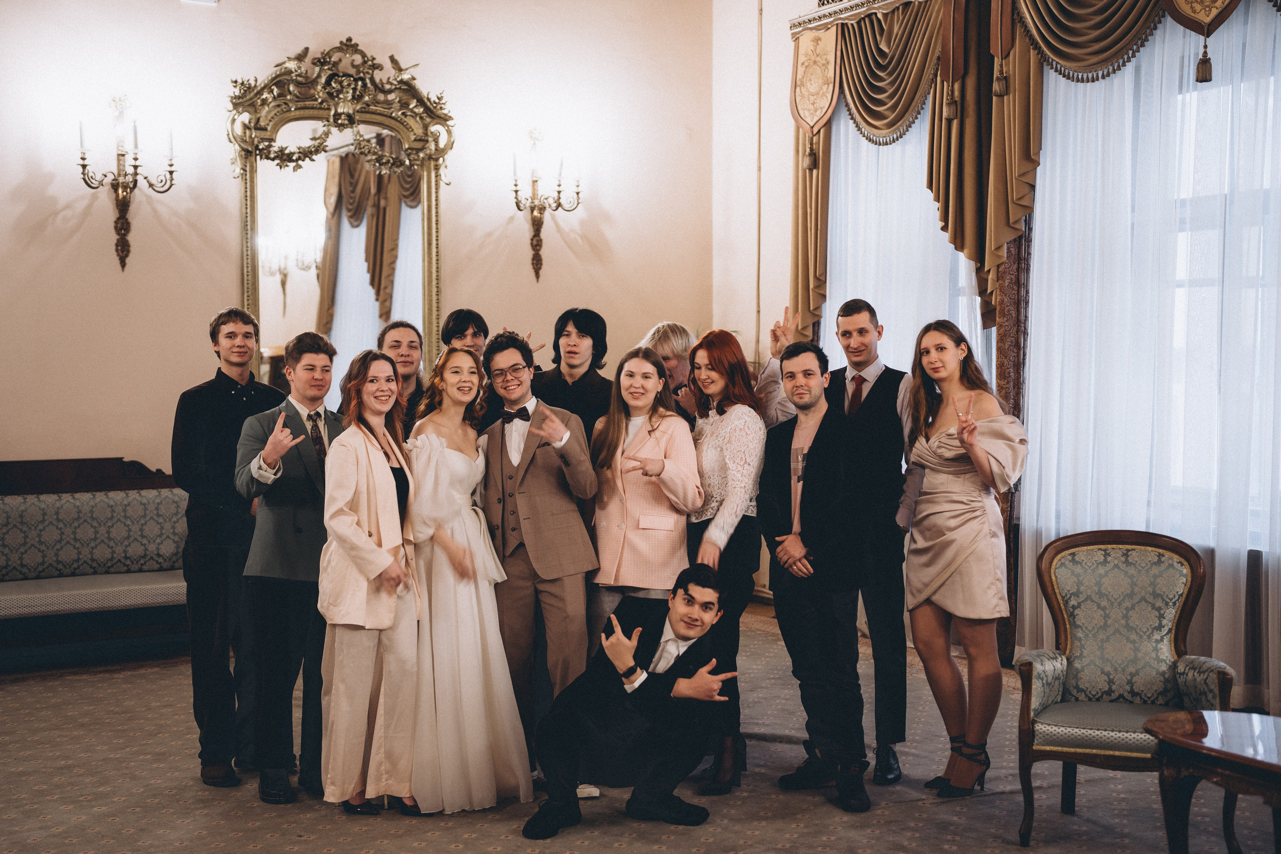 СВАДЕБНАЯ СЬЕМКА ВО ВТОРОМ ДВОРЦЕ С ГОСТЯМИ И ПРОГУЛКА В ТАВРИЧЕСКОМ САДУ. Профессиональный фотограф, Санкт-Петербург — Виктория Богомолова