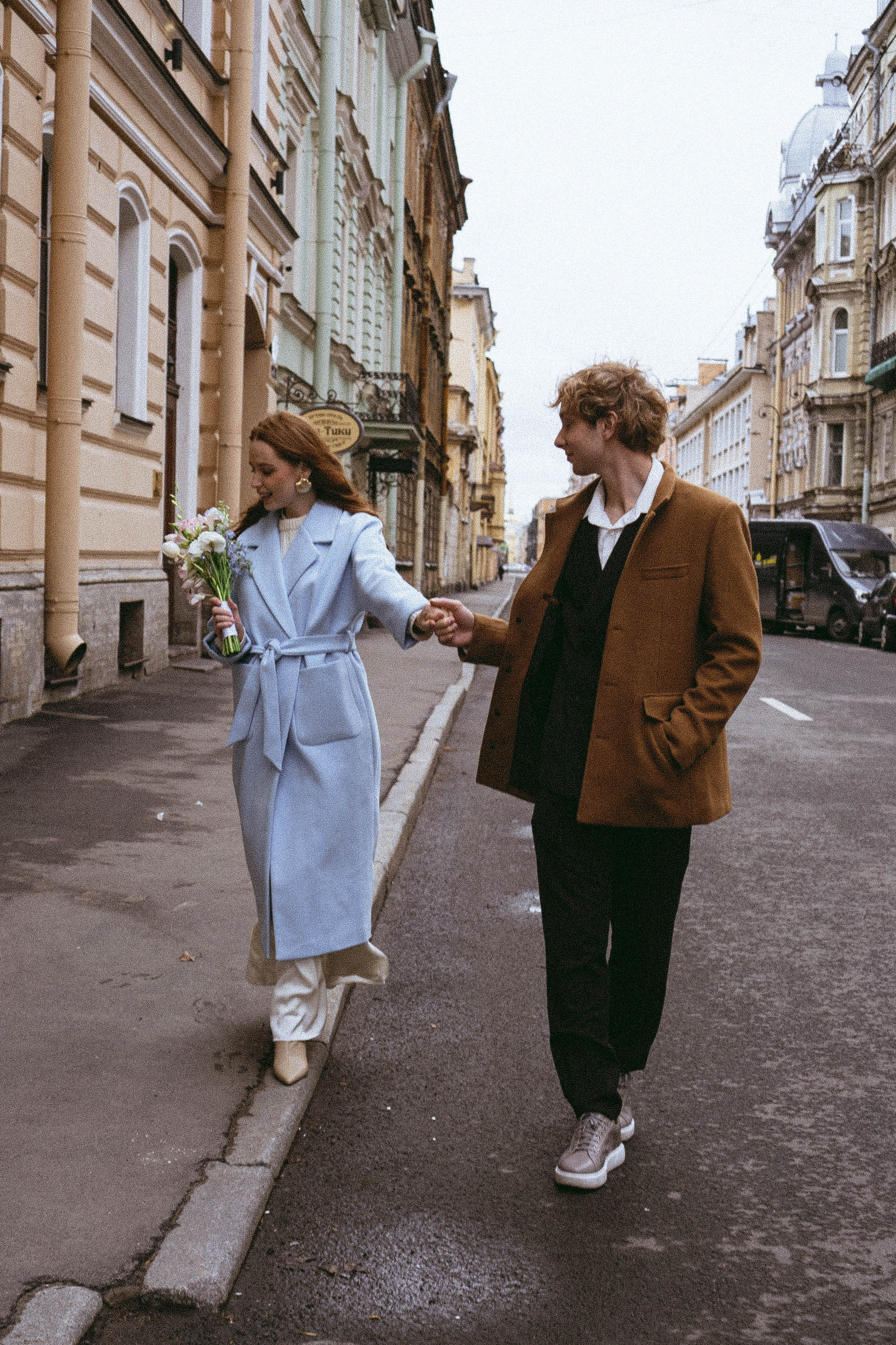 СВАДЕБНАЯ ПРОГУЛКА ПО ПЕТРОГРАДКЕ ВЕСНОЙ (ФОТОСЕССИИЯ ПАРЫ СВАДЕБНАЯ). Профессиональный фотограф, Санкт-Петербург — Виктория Богомолова