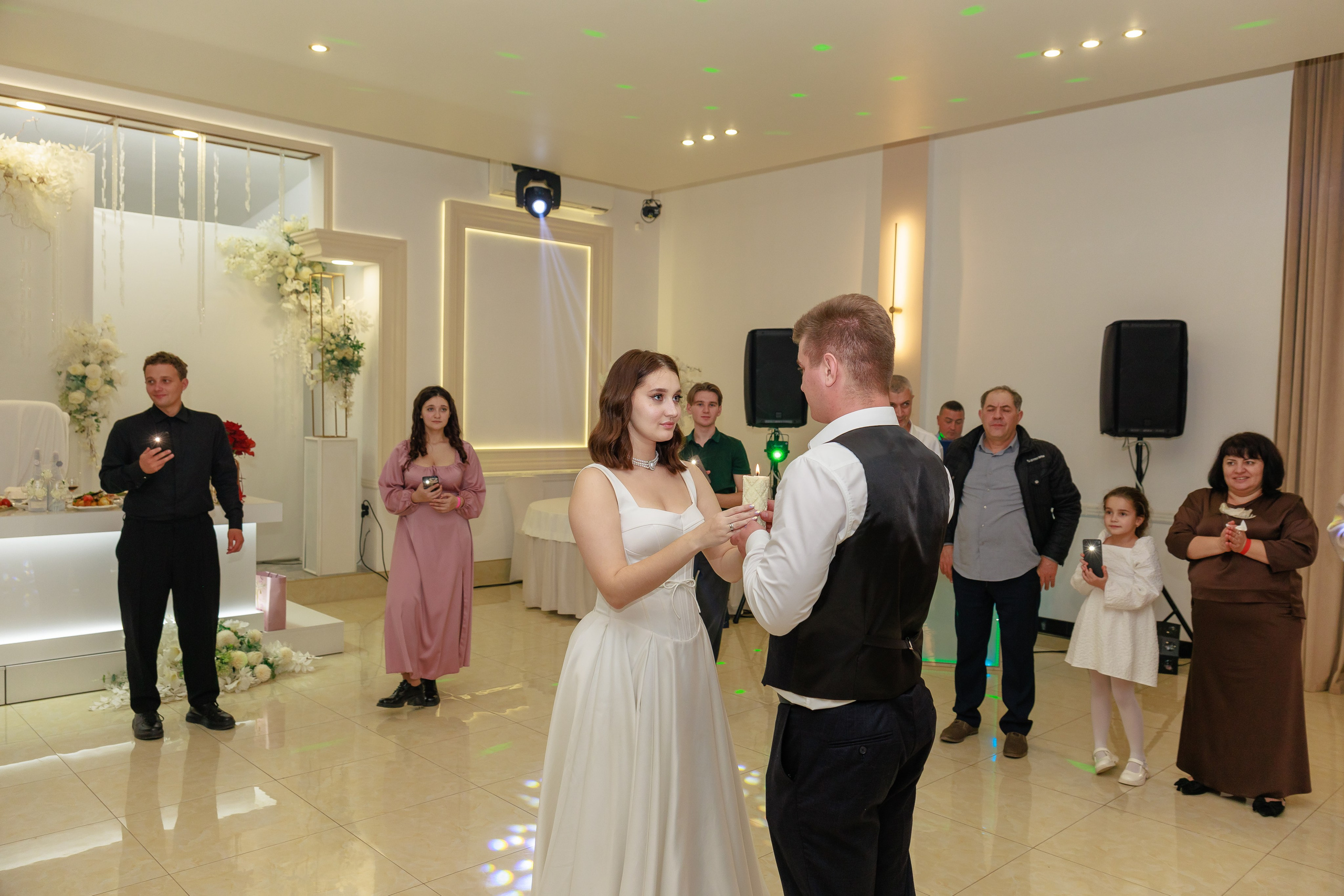 Данил и Сабина банкетный зал Beyaz Hall. Фотограф и видеограф в Крыму и Севастополе