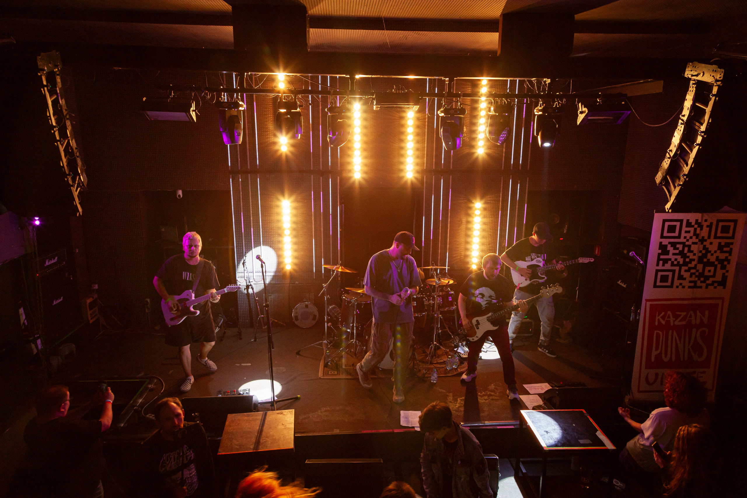 Рок-концерт. Reborn.19.09.25. Профессиональное фото в Казани: от идеи до результата. Фотограф Яна Мур