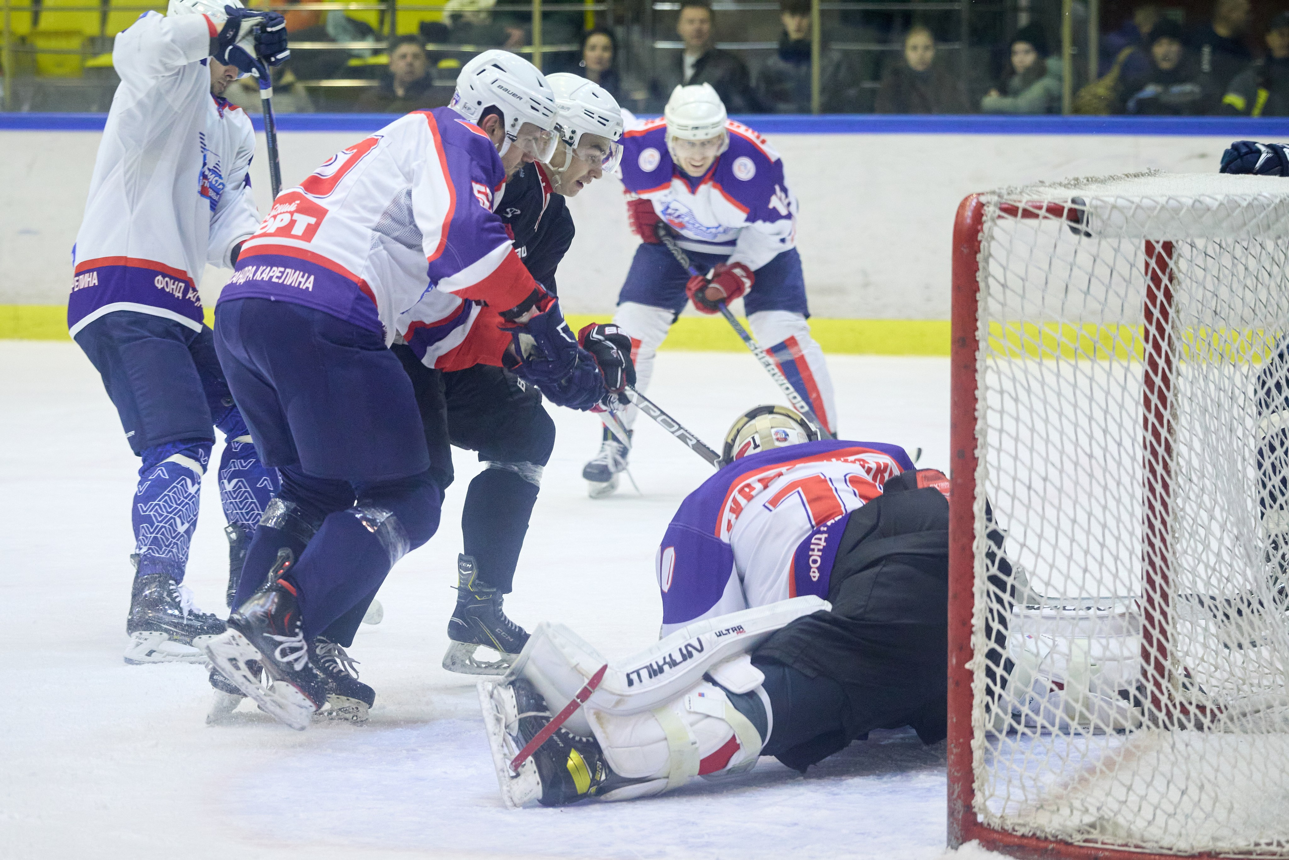 Хоккей. Кубок памяти Никиты Фаткулина. Финал. Фотограф в Новосибирске Алена Скокова