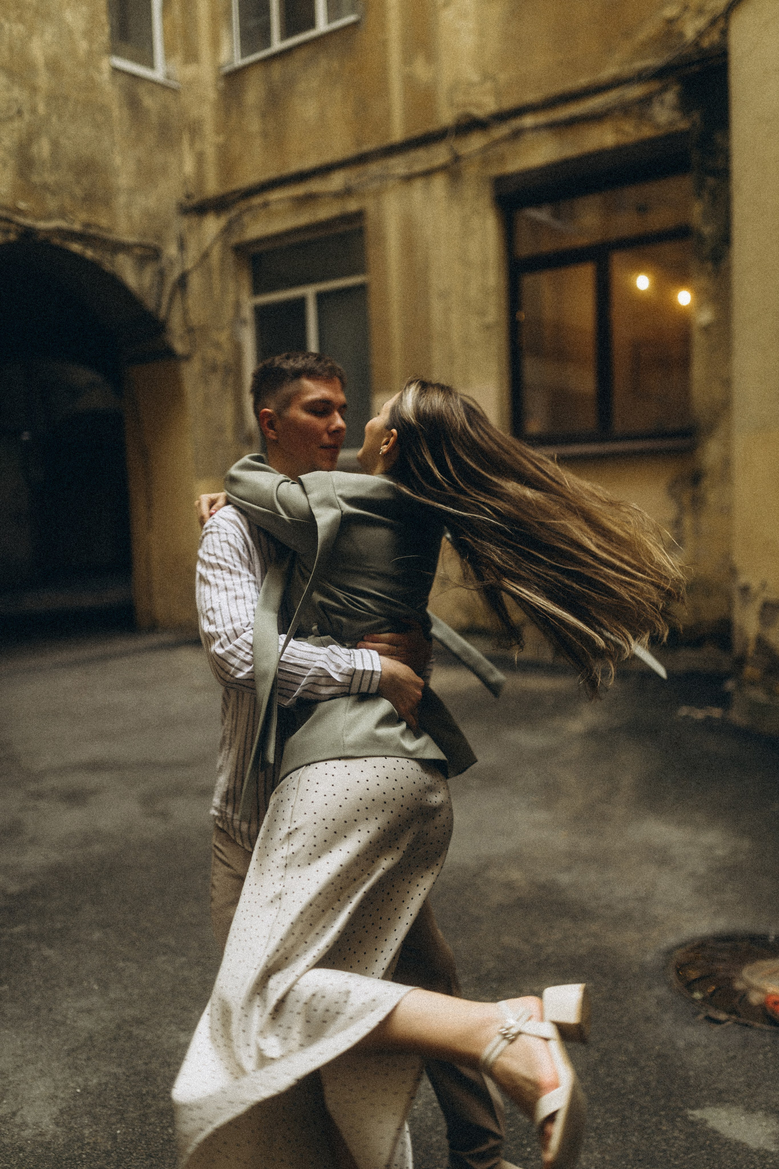 Улицы ждали именно нас. Фотограф в Санкт Петербурге Лара Великова