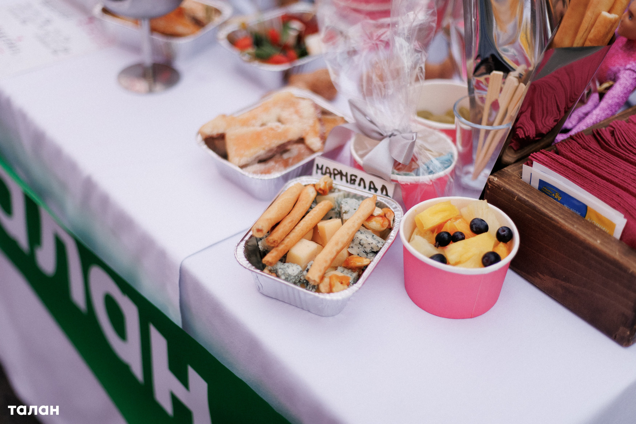 ВИНОТЕКА [бар+магаз] — BIRTHDAY PARTY. СВОИ. ФОТООТЧЕТЫ-СОБЫТИЯ-МЕСТА