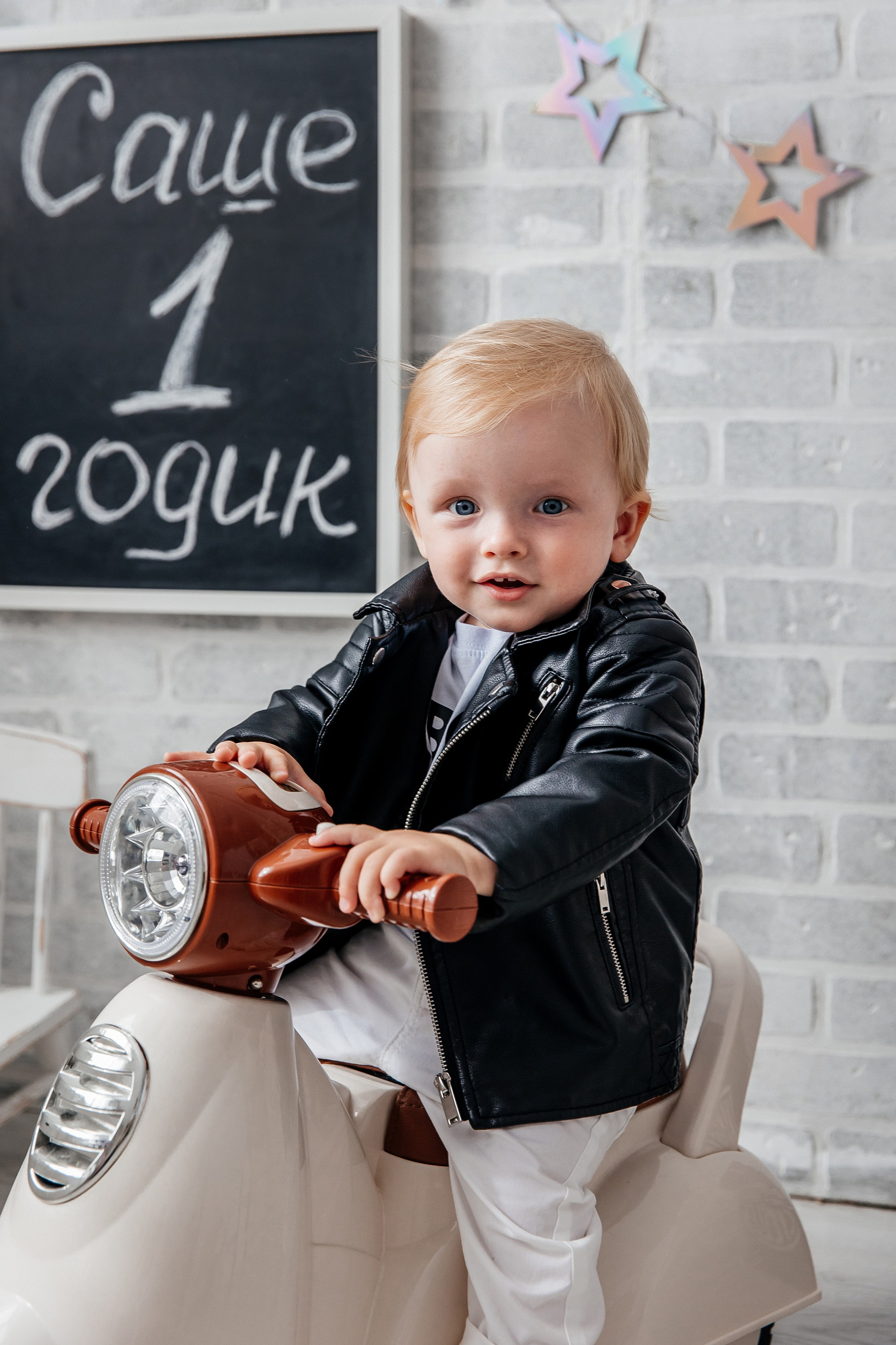 Мотоцикл. Детский фотограф, выпускные альбомы в Нижнем Новгороде Бодягина Мария