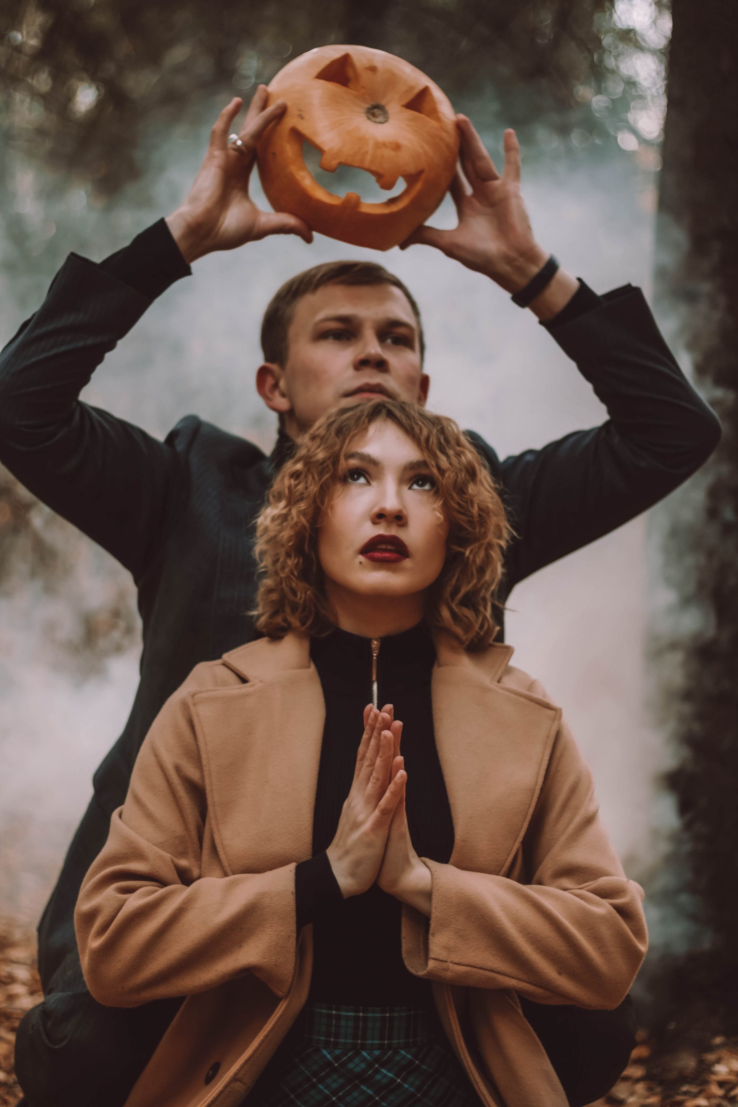 По мотивам сериала «Сабрина». Портретный фотограф в Екатеринбурге Дарья Жужгова