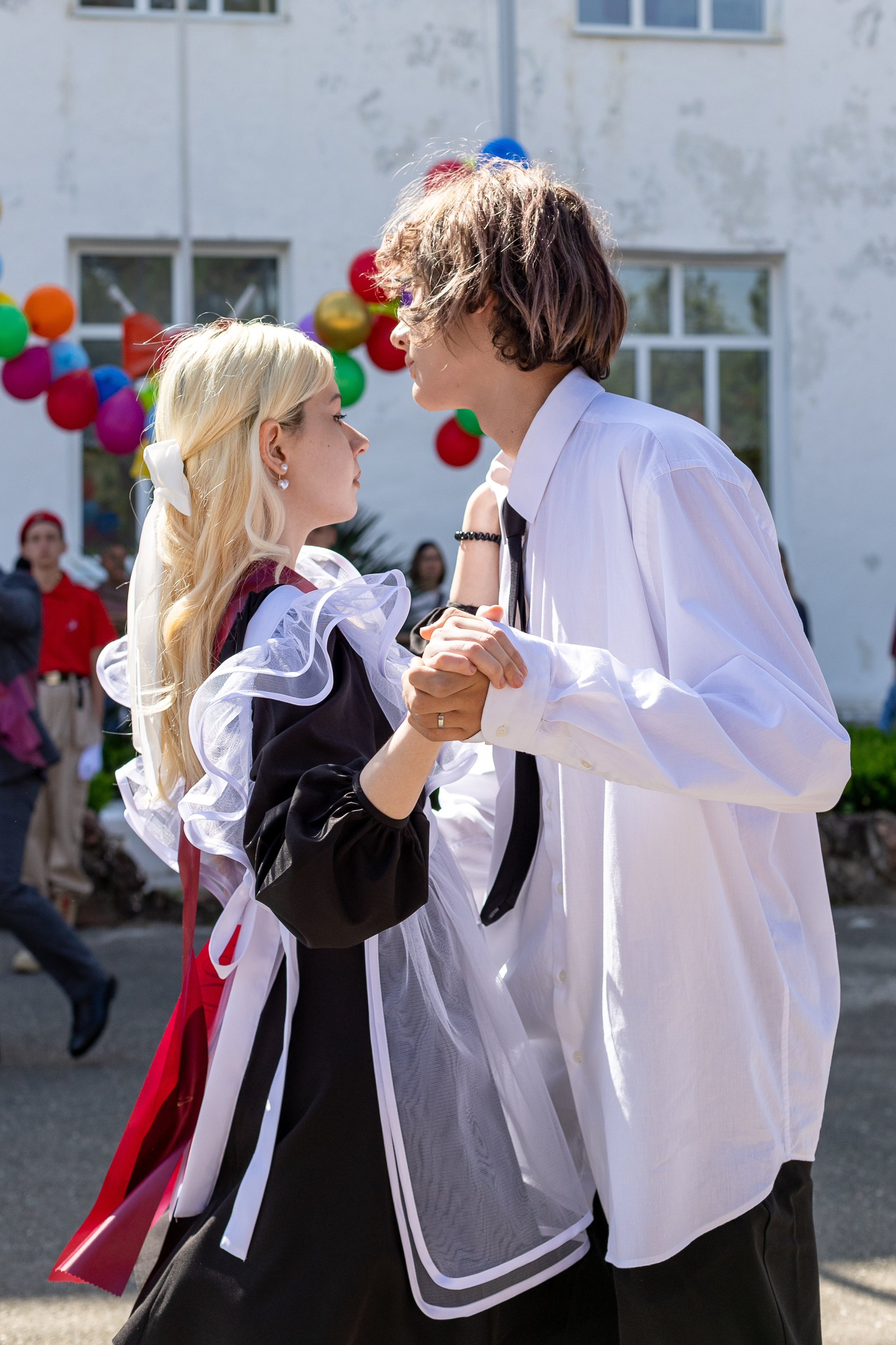 Последний звонок. Выпускные альбомы Майкоп, Краснодар Елена Золотарева