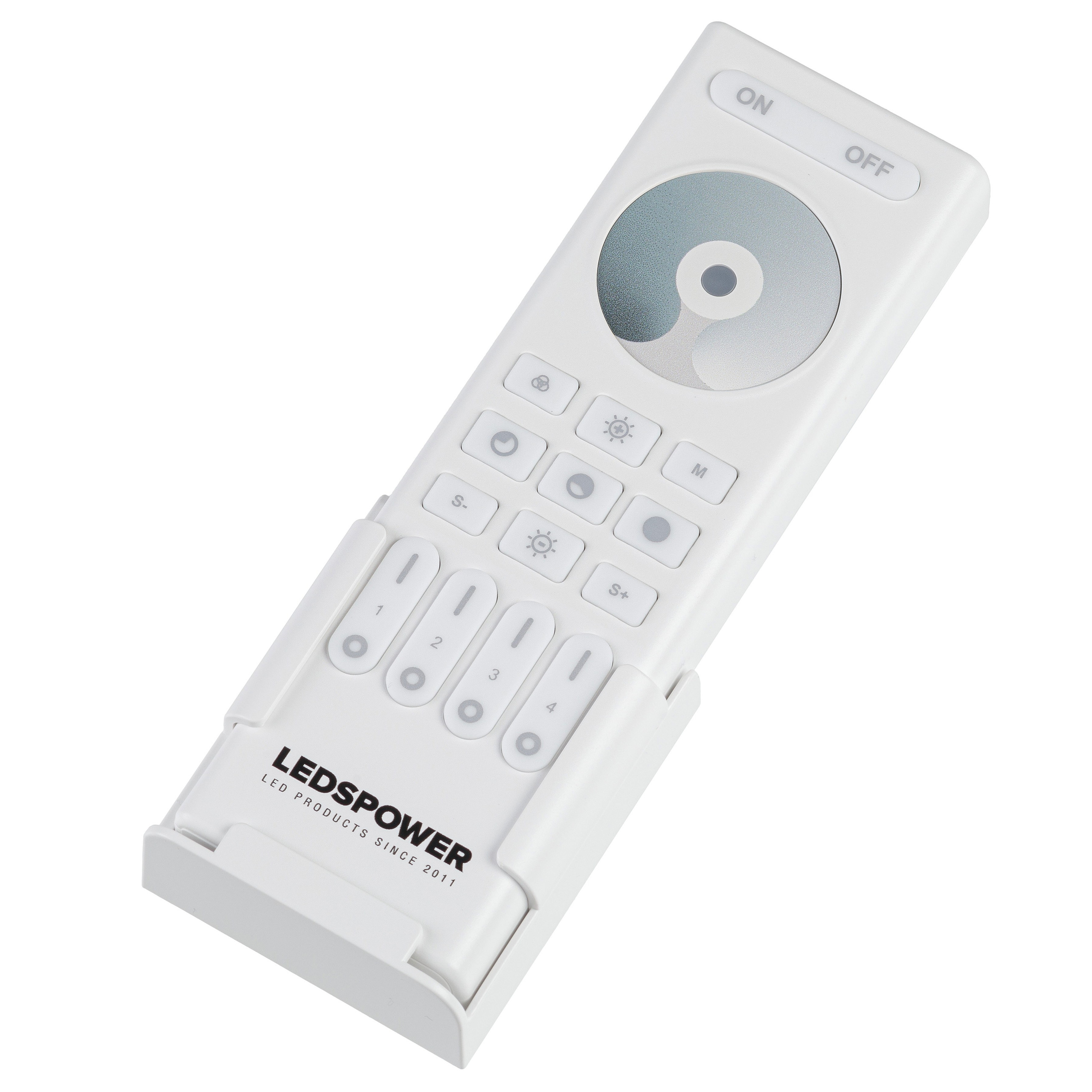 На белом для маркетплейсов и каталогов. Предметный фотограф Александр Трузян