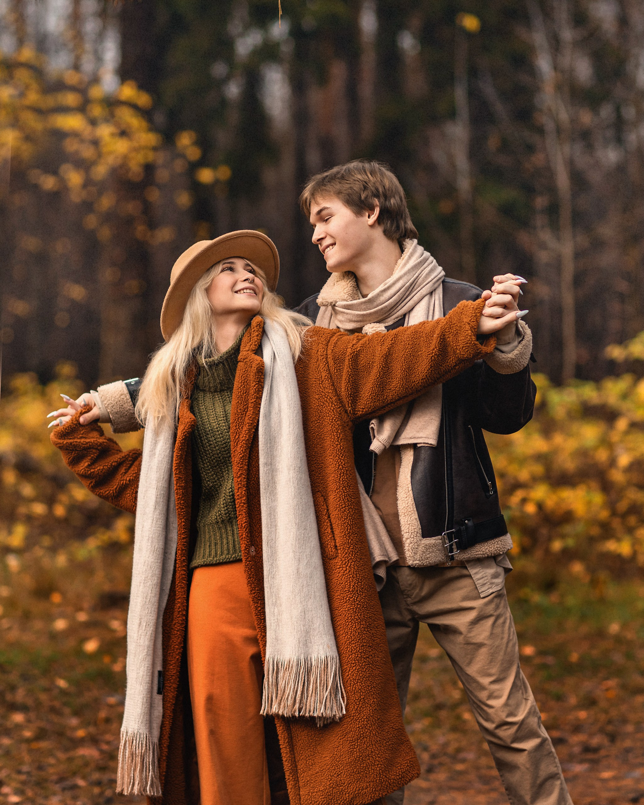 Осенняя лавстори. Детский и семейный фотограф Елена Михайлова в Москве