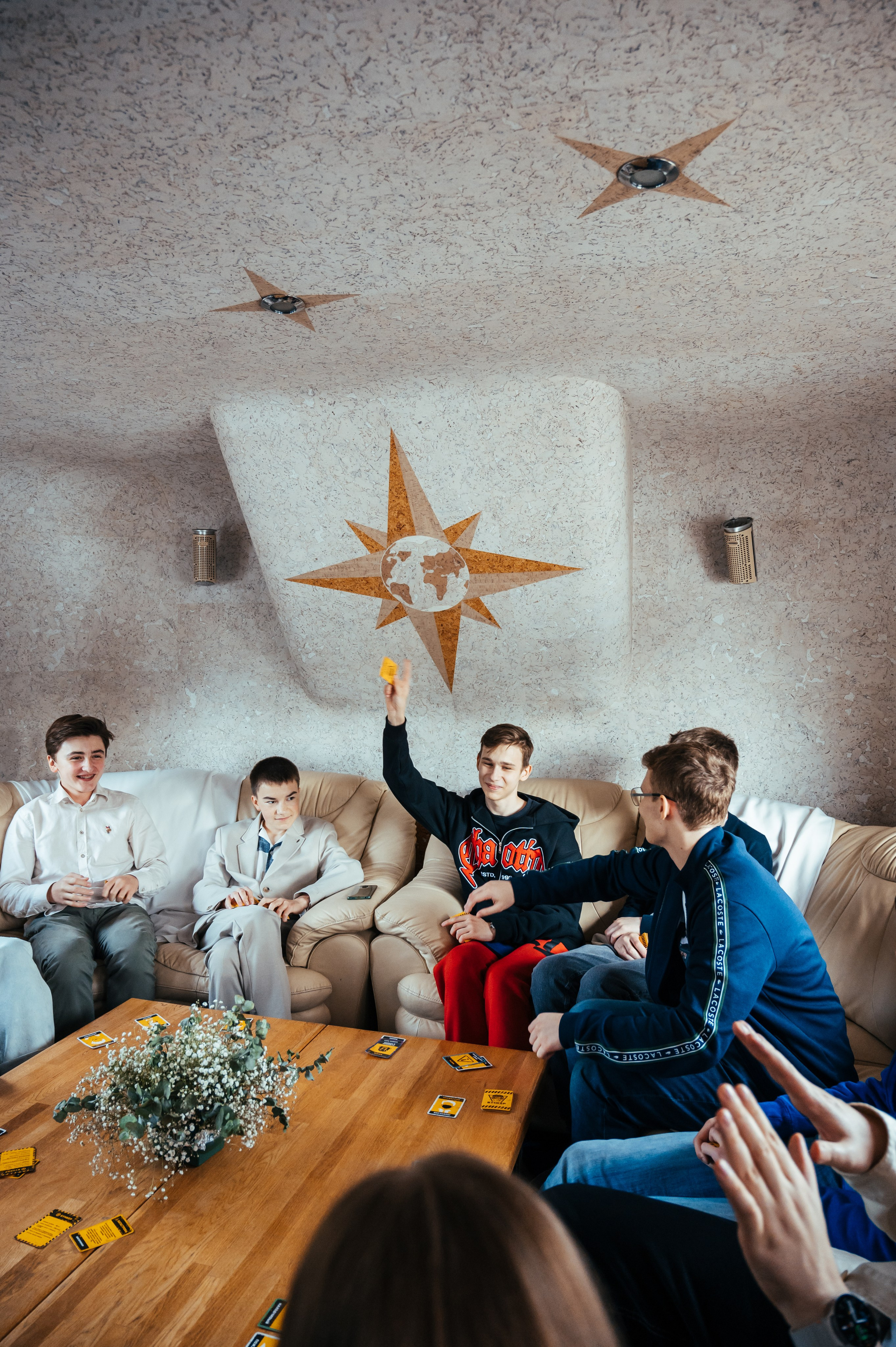 Последний звонок. Анастасия Петрович фотограф, фотокорреспондент в Москве и Санкт-Петербурге. Фотосъёмка репортажа, мероприятия, корпоративная съёмка, контент