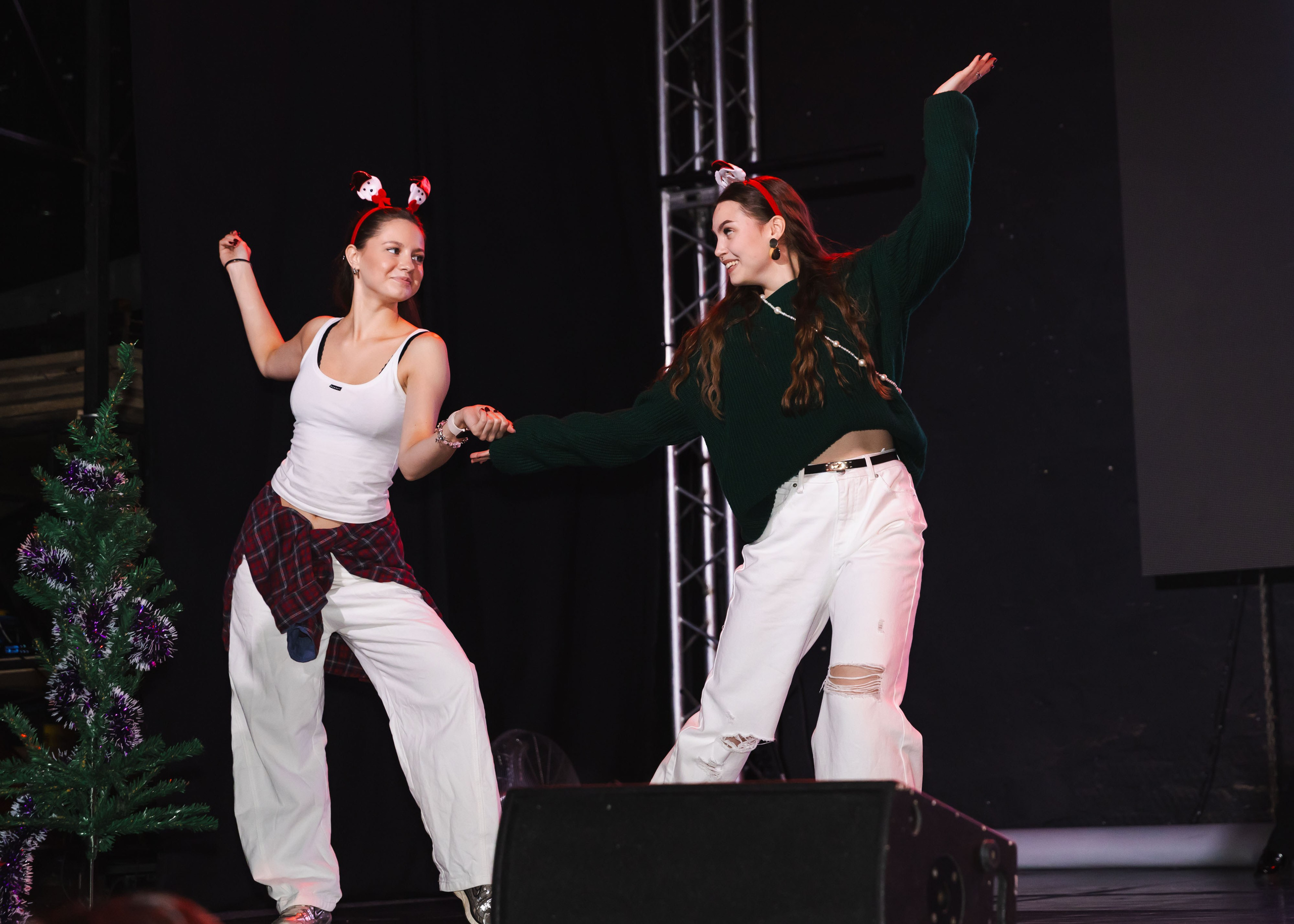 21.12.2025 Новогодняя Тусовка Non Stop. ФОТОГРАФ ВИНОГРАДОВА ДАРЬЯ